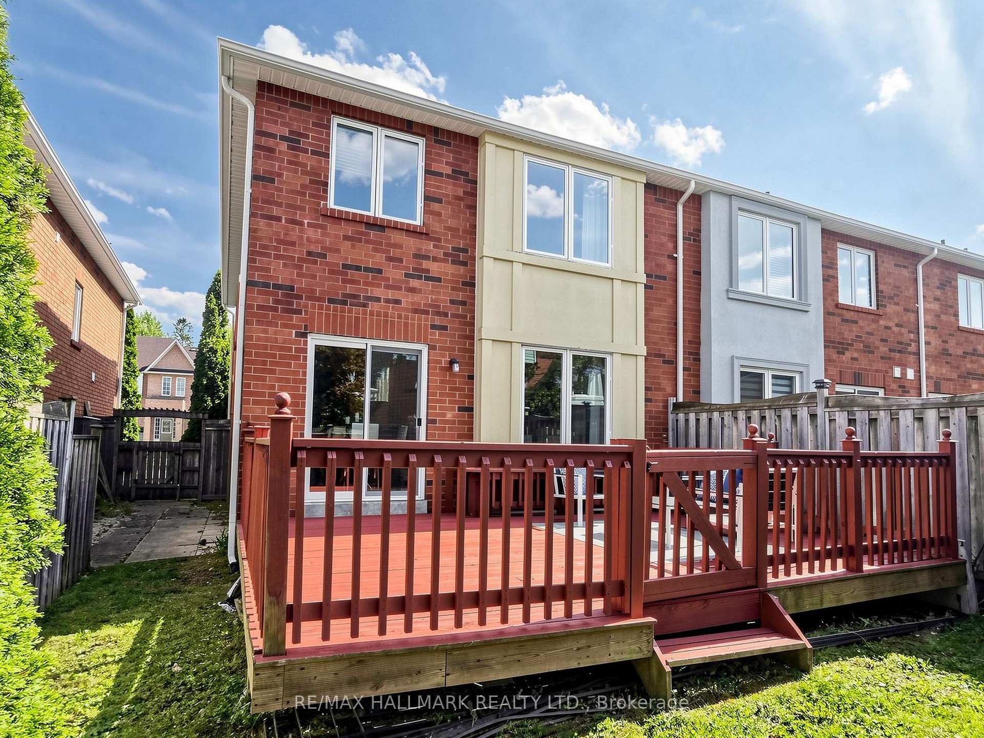 Photo 42 of 12 Stokely Crescent, Whitby, Downtown Whitby — HOMEH