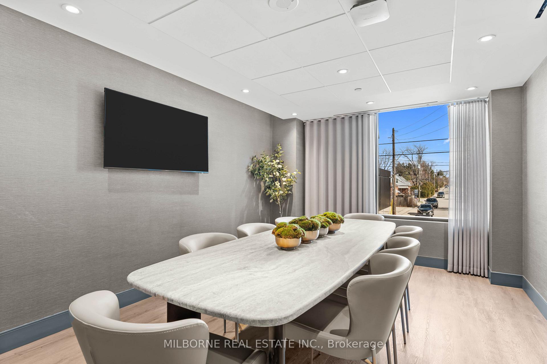 Photo 15 of Unit 534, 500 Upper Wellington Street, Hamilton, Centremount — HOMEH