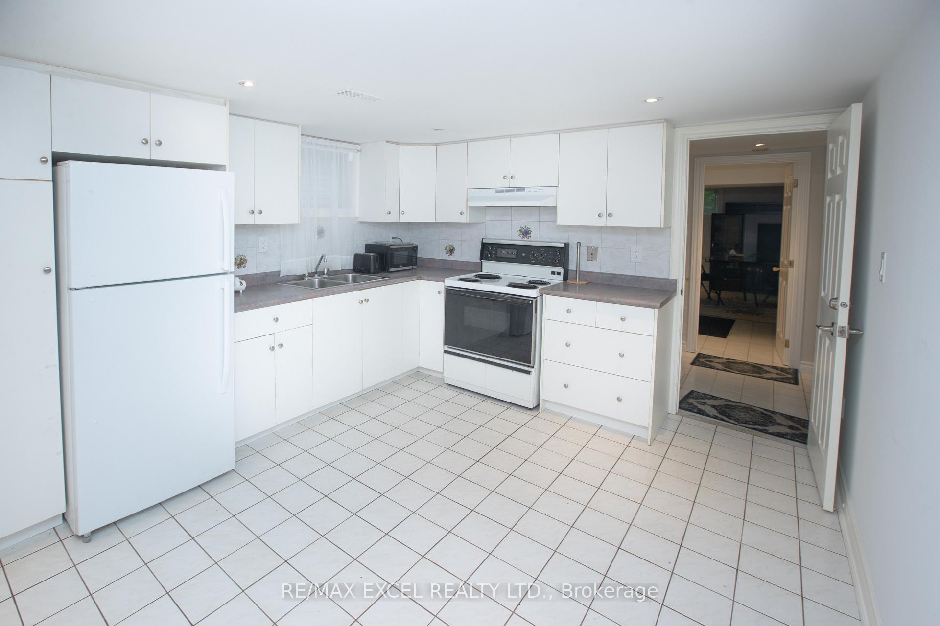 Photo 13 of Unit Basement, 387 Crosby Avenue, Richmond Hill, Crosby — HOMEH