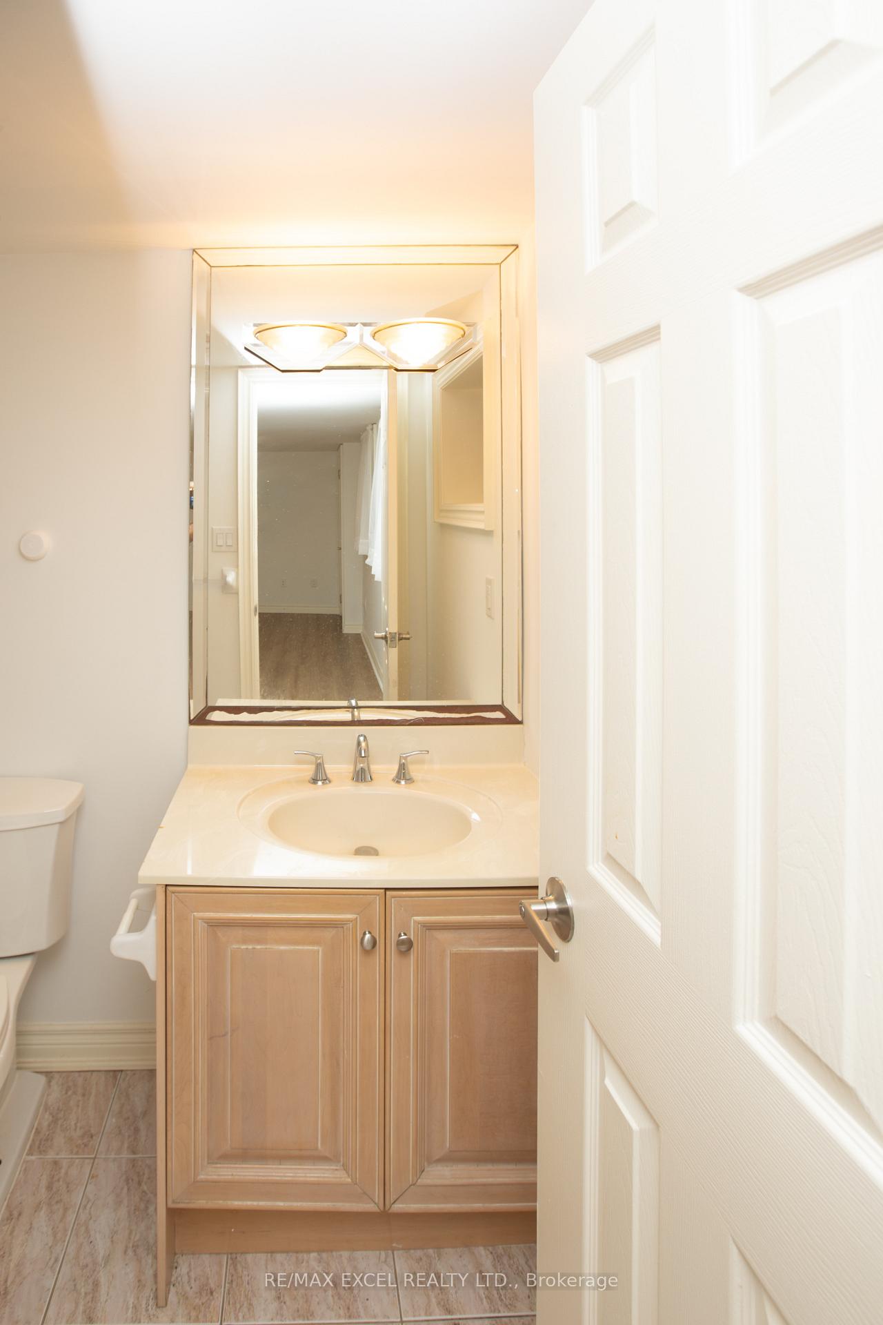 Photo 19 of Unit Basement, 387 Crosby Avenue, Richmond Hill, Crosby — HOMEH