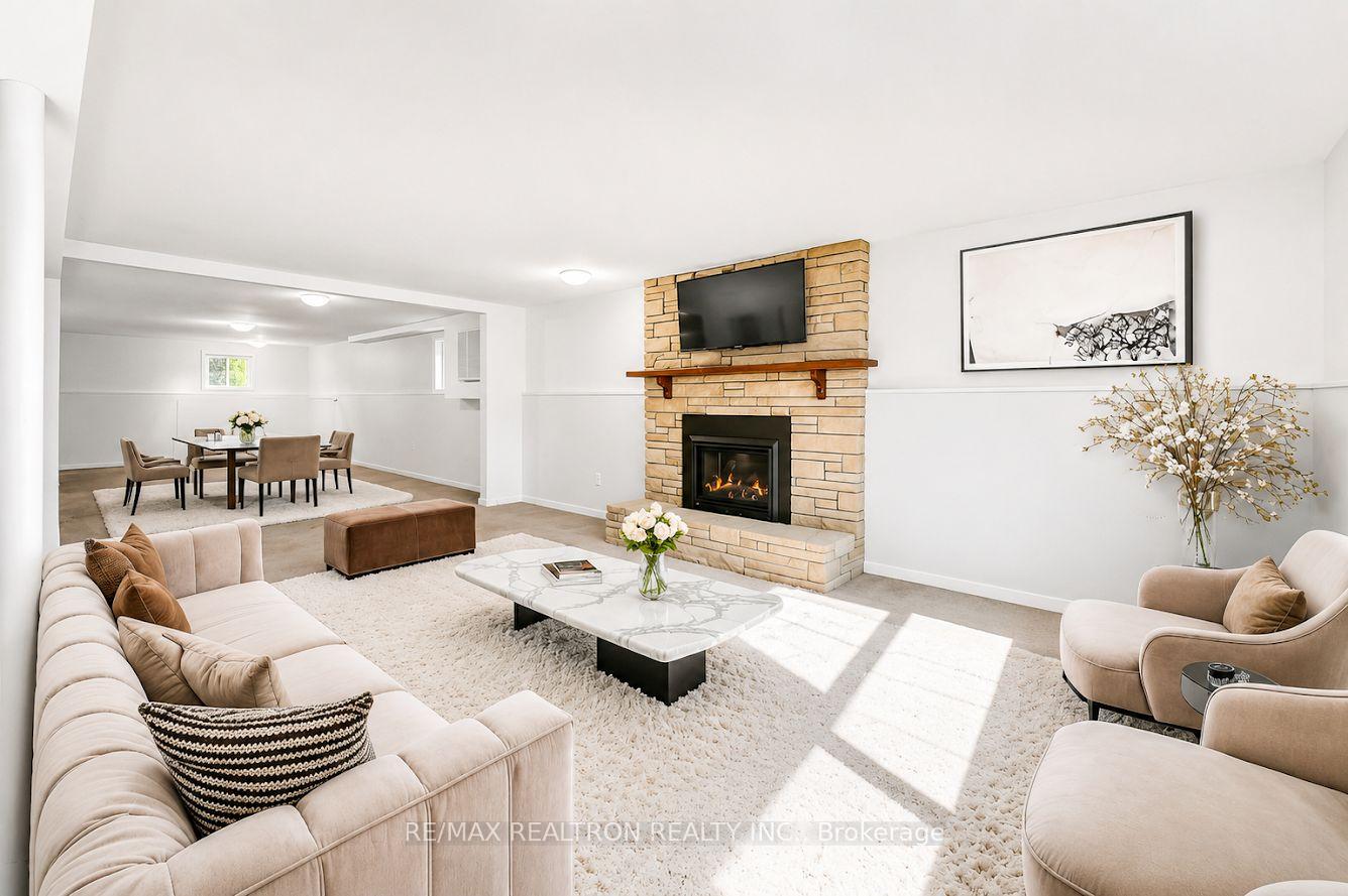 Photo 29 of 938 Whitefield Drive, Peterborough, Otonabee Ward 1 — HOMEH