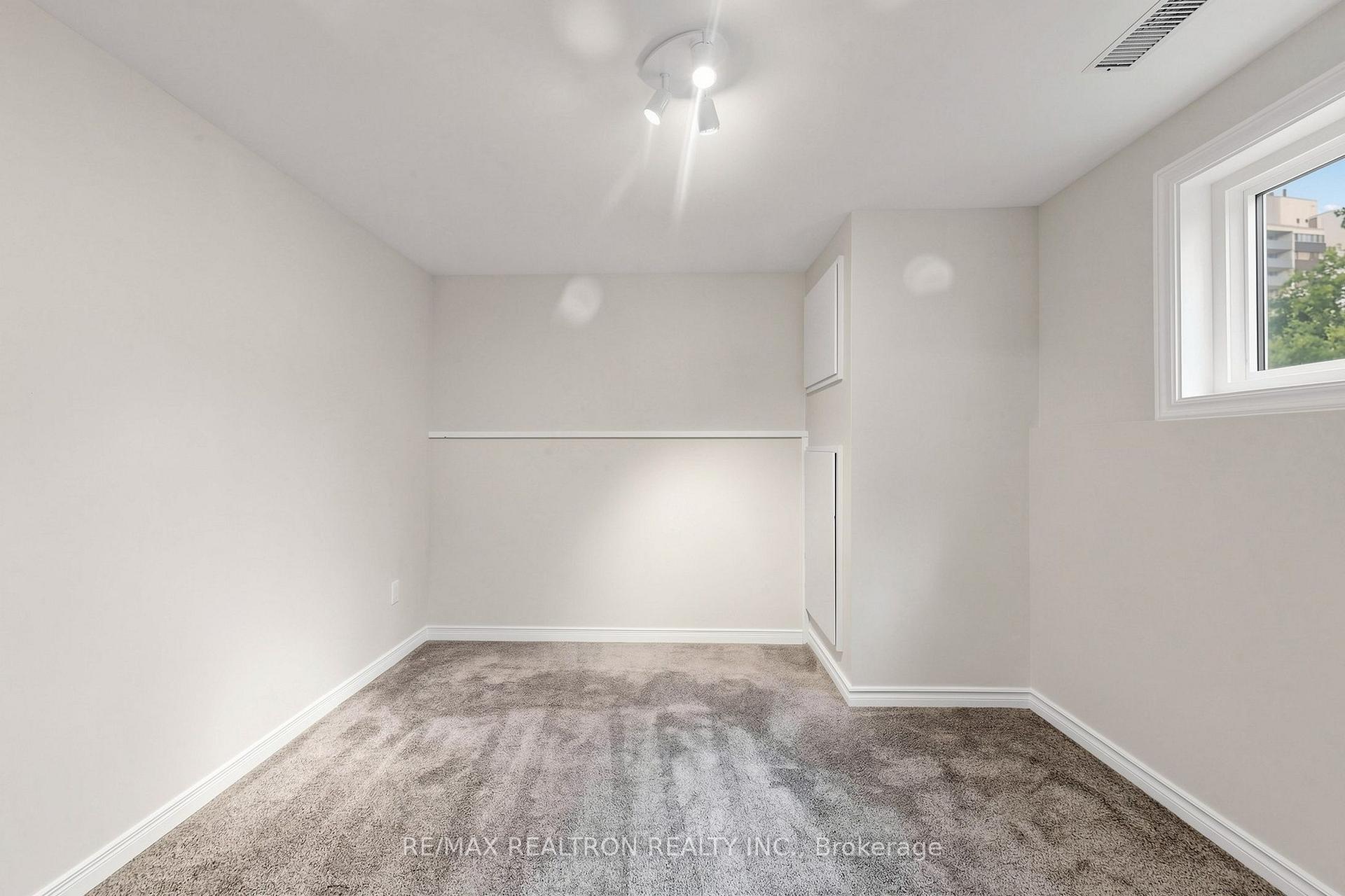 Photo 39 of 938 Whitefield Drive, Peterborough, Otonabee Ward 1 — HOMEH