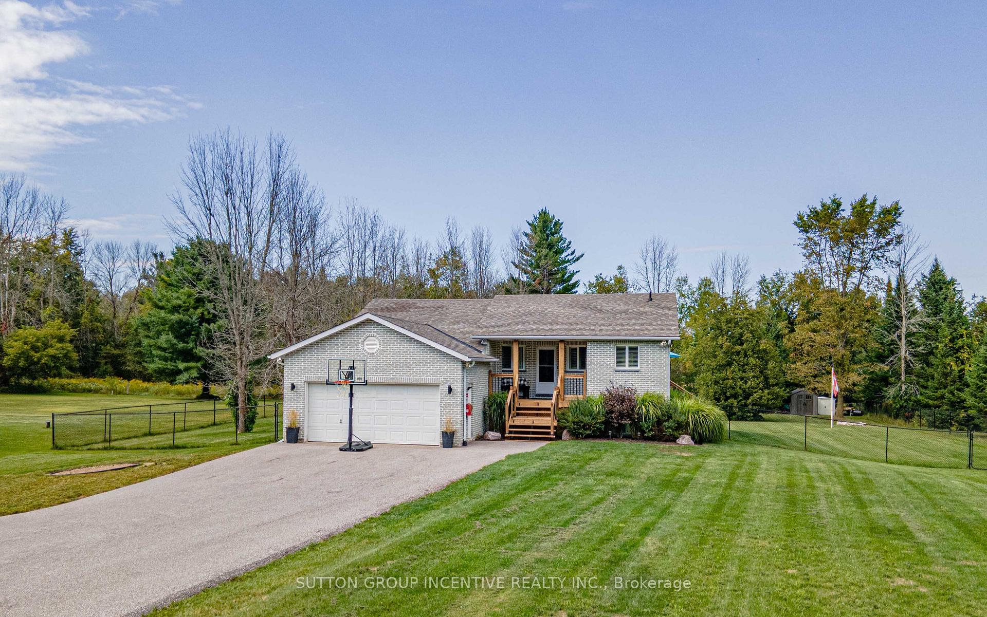 Photo of 5274 5 Sunnidale Concession Road
