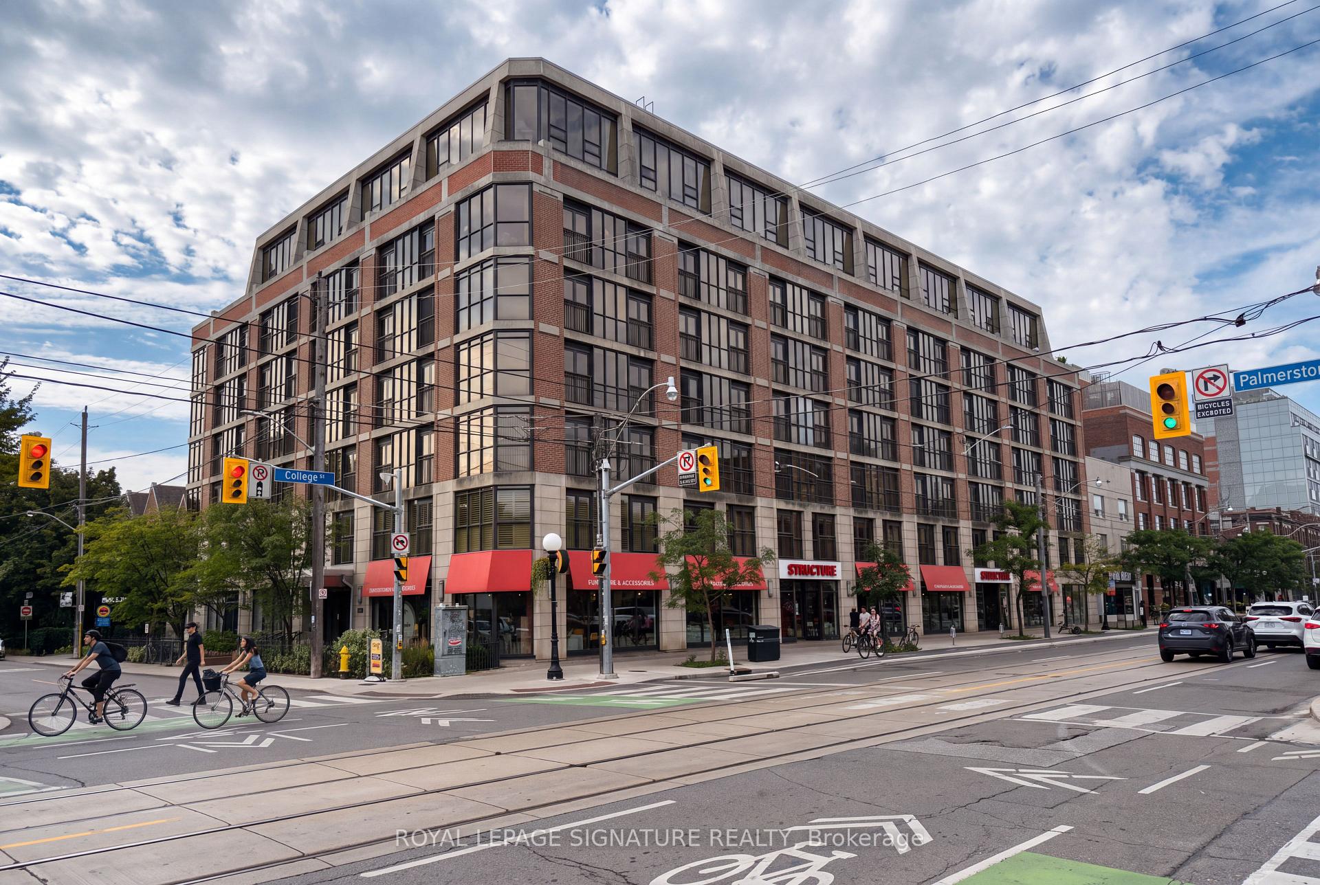 Photo of Unit PH07, 308 Palmerston Avenue
