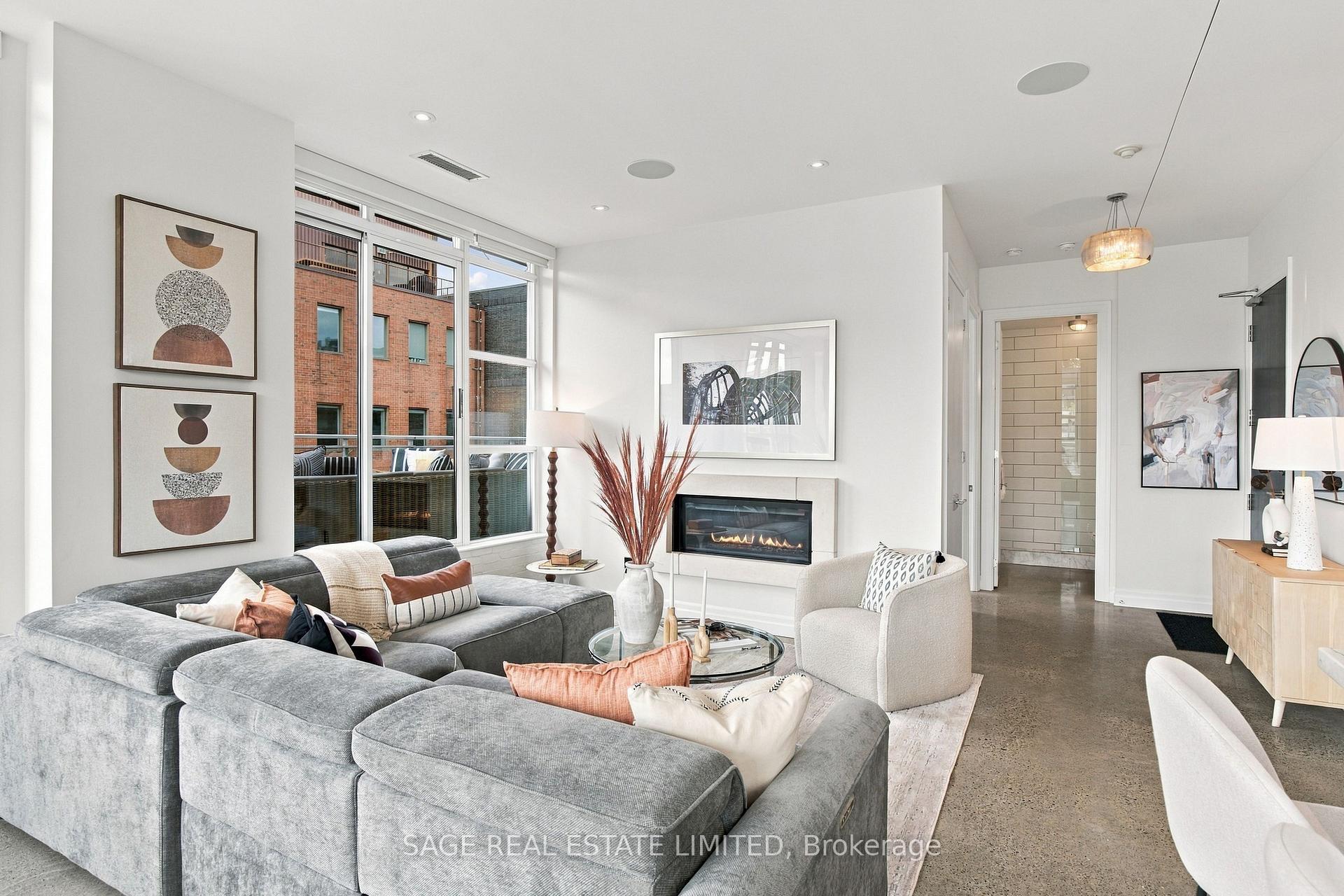 Photo 7 of Unit 903, 19 Brant Street, Toronto, Waterfront Communities — HOMEH