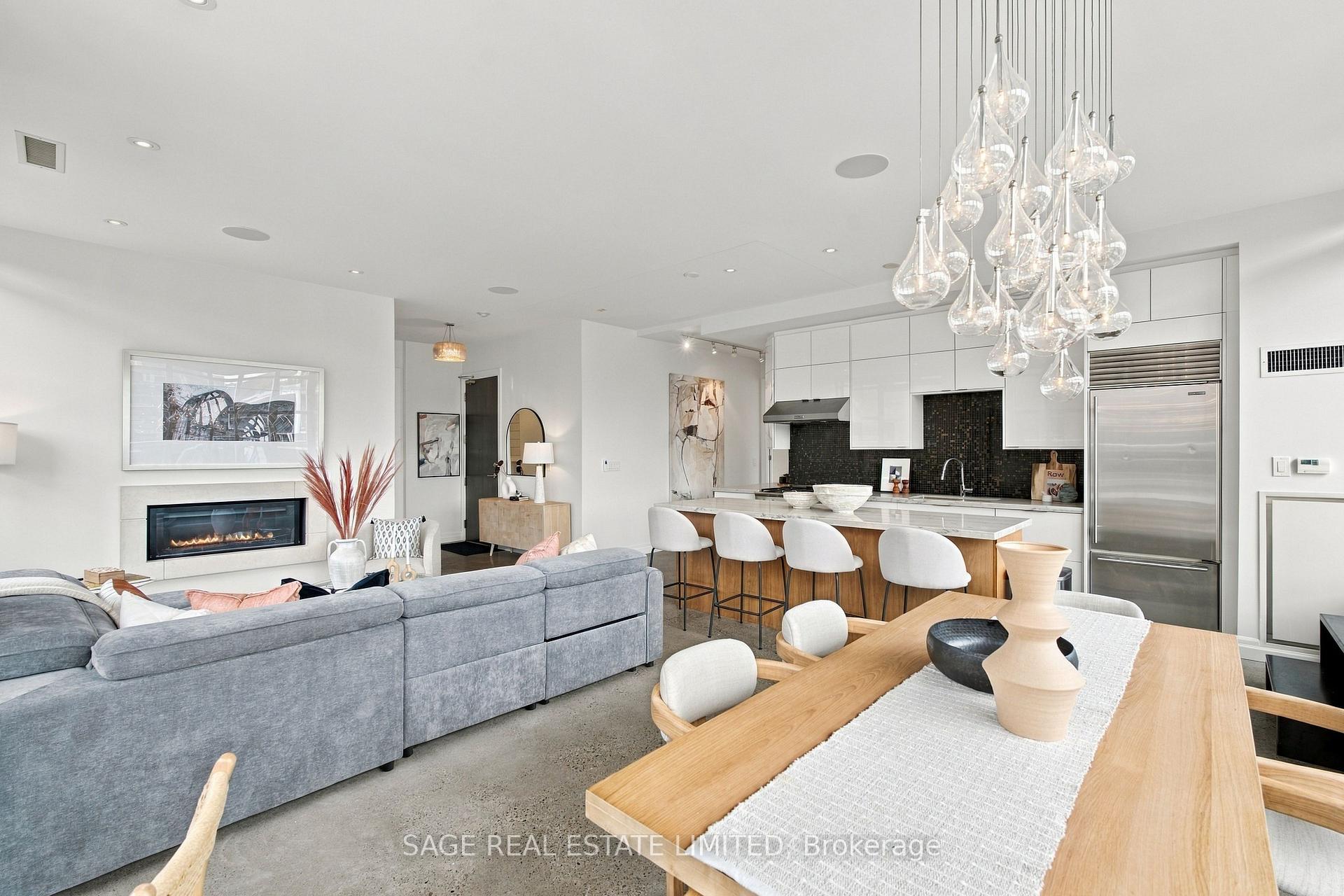 Photo 10 of Unit 903, 19 Brant Street, Toronto, Waterfront Communities — HOMEH
