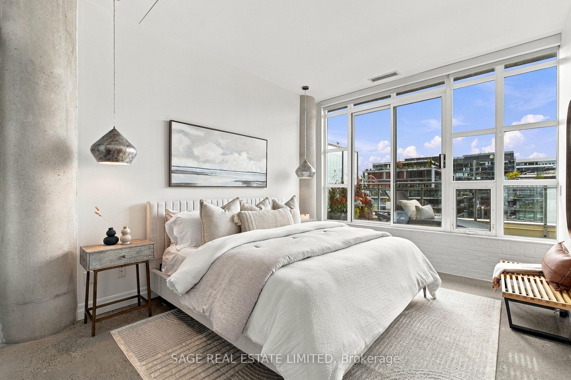 Photo 16 of Unit 903, 19 Brant Street, Toronto, Waterfront Communities — HOMEH