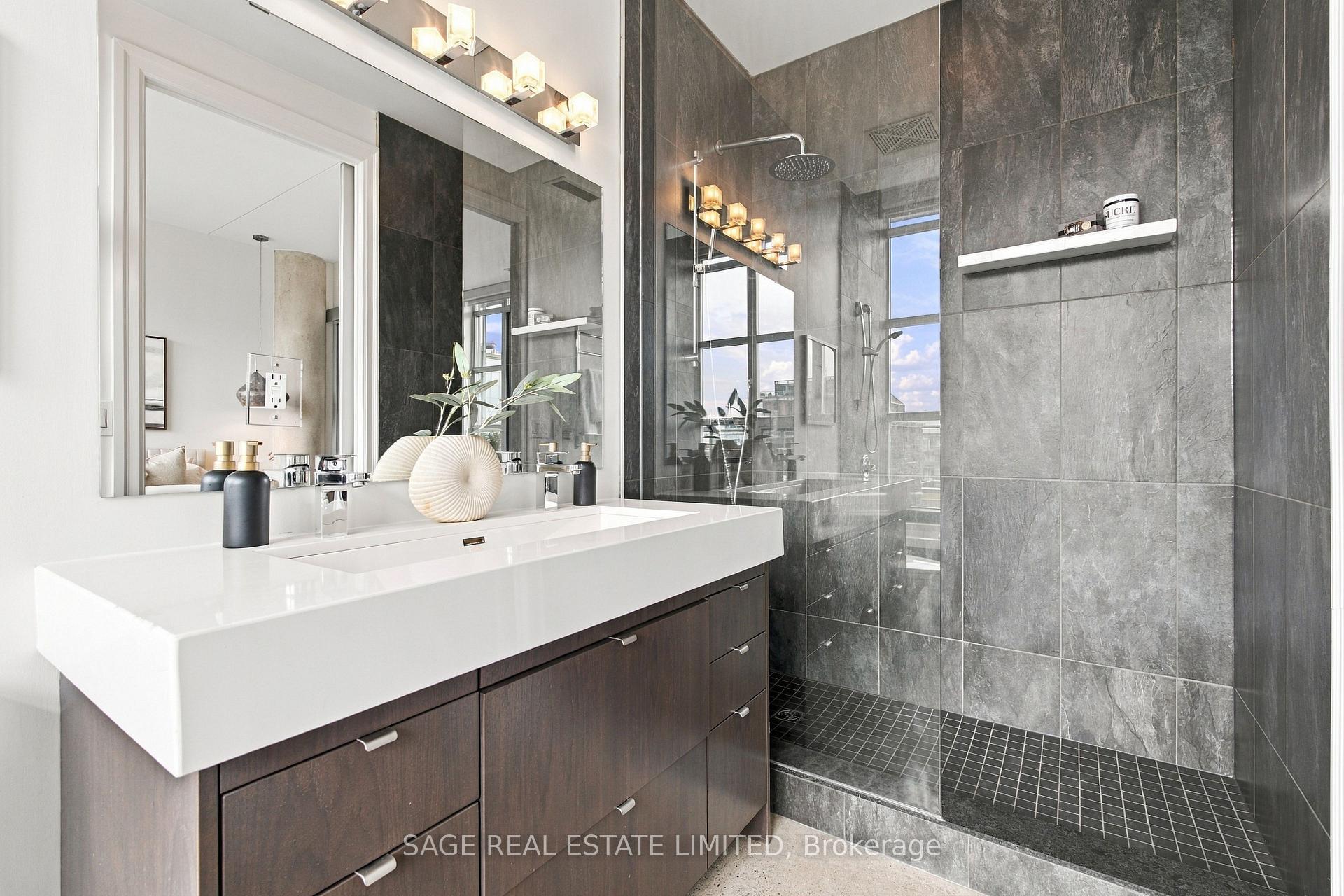 Photo 20 of Unit 903, 19 Brant Street, Toronto, Waterfront Communities — HOMEH