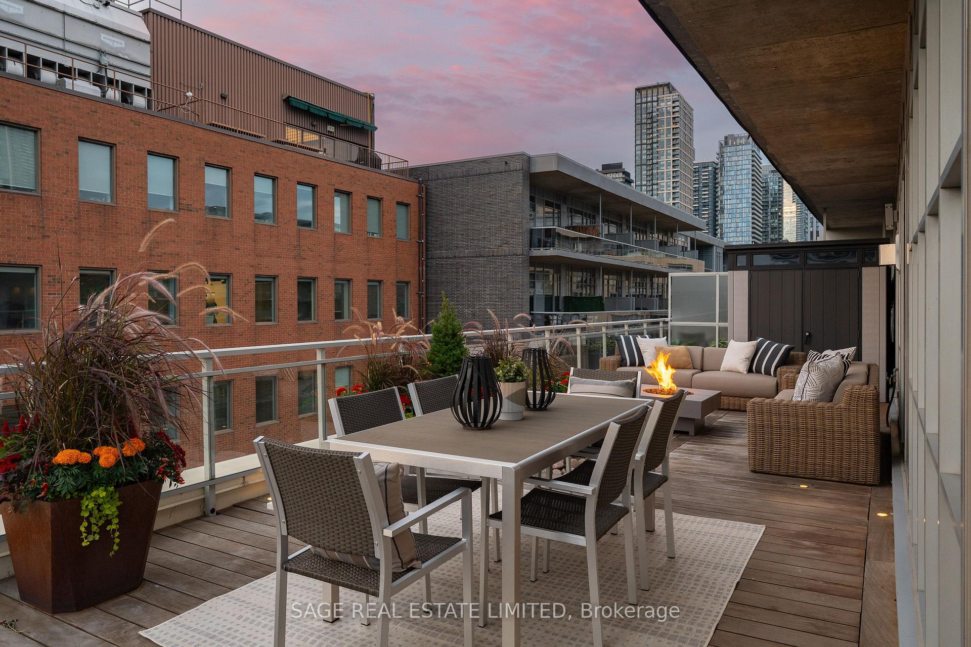 Photo 28 of Unit 903, 19 Brant Street, Toronto, Waterfront Communities — HOMEH