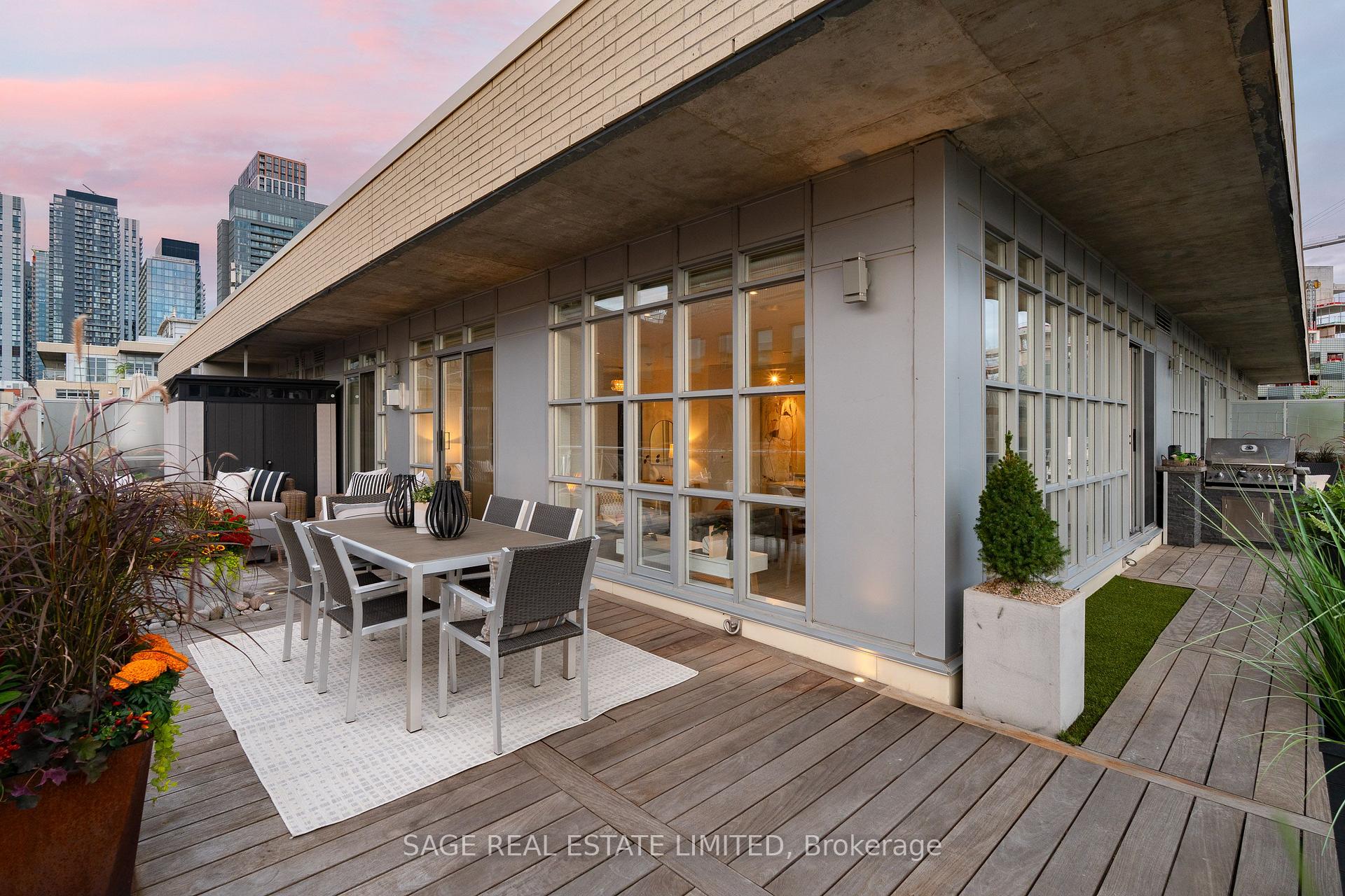 Photo 33 of Unit 903, 19 Brant Street, Toronto, Waterfront Communities — HOMEH