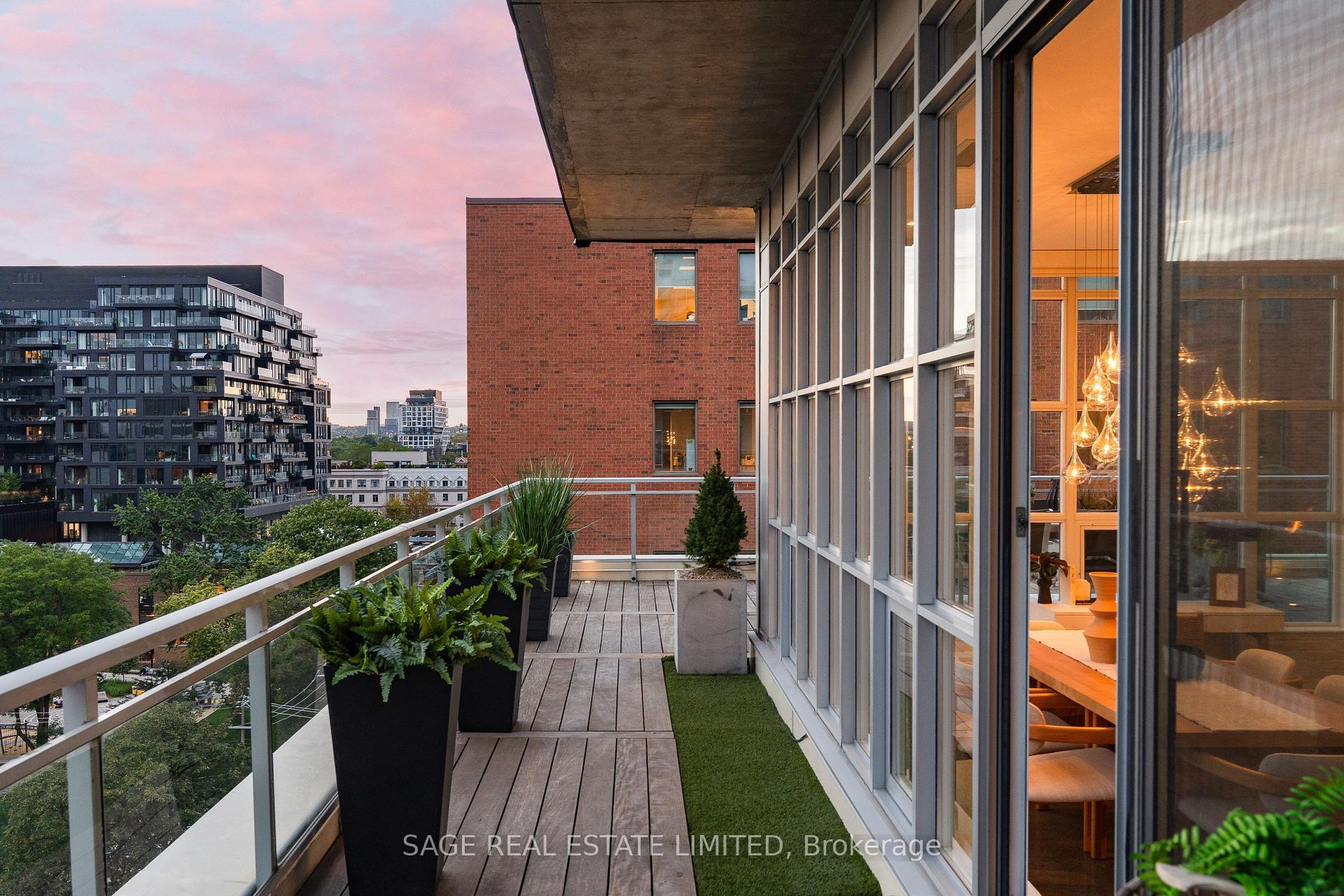 Photo 35 of Unit 903, 19 Brant Street, Toronto, Waterfront Communities — HOMEH