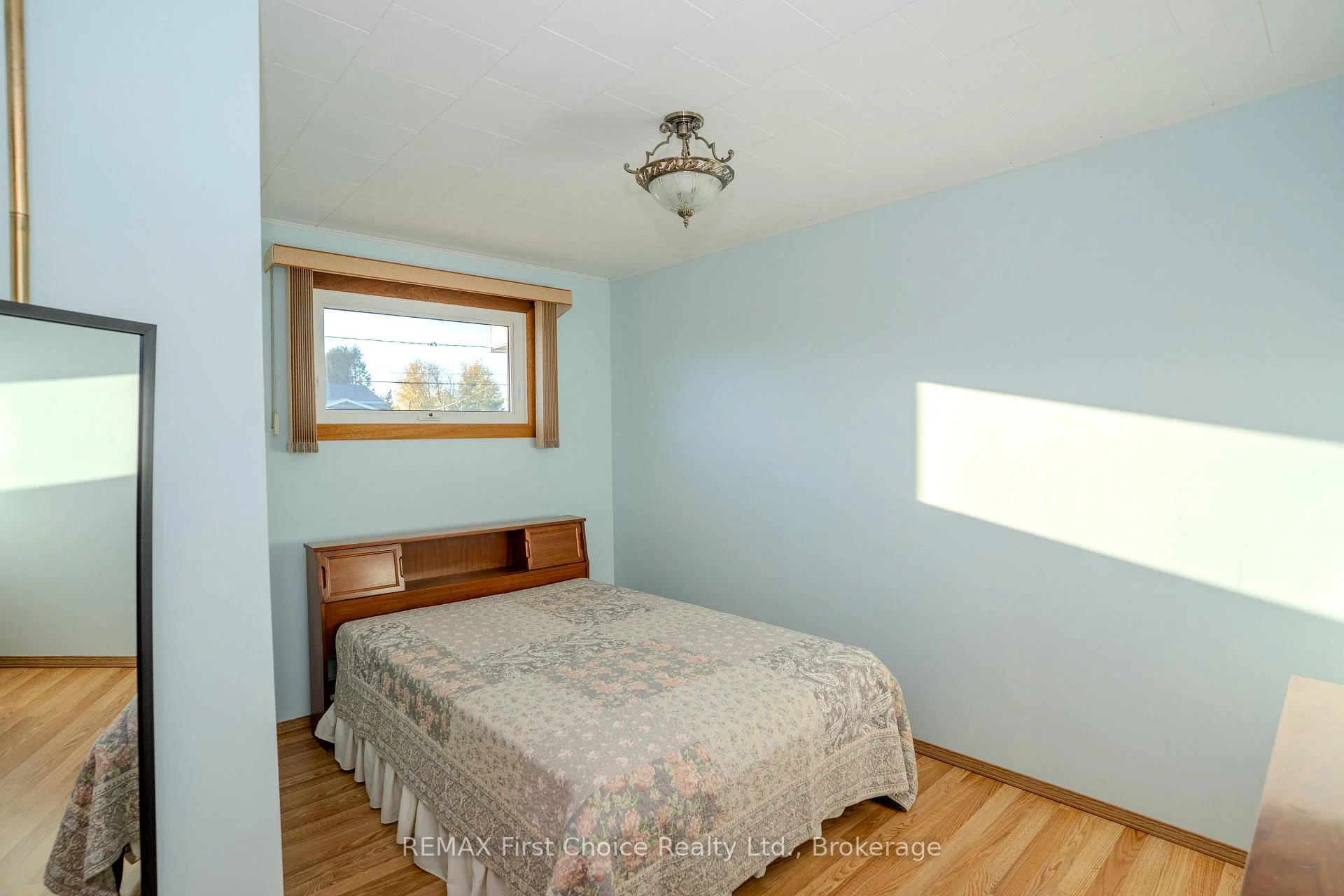 Photo 14 of 942 Crowe Avenue, Fort Frances — HOMEH