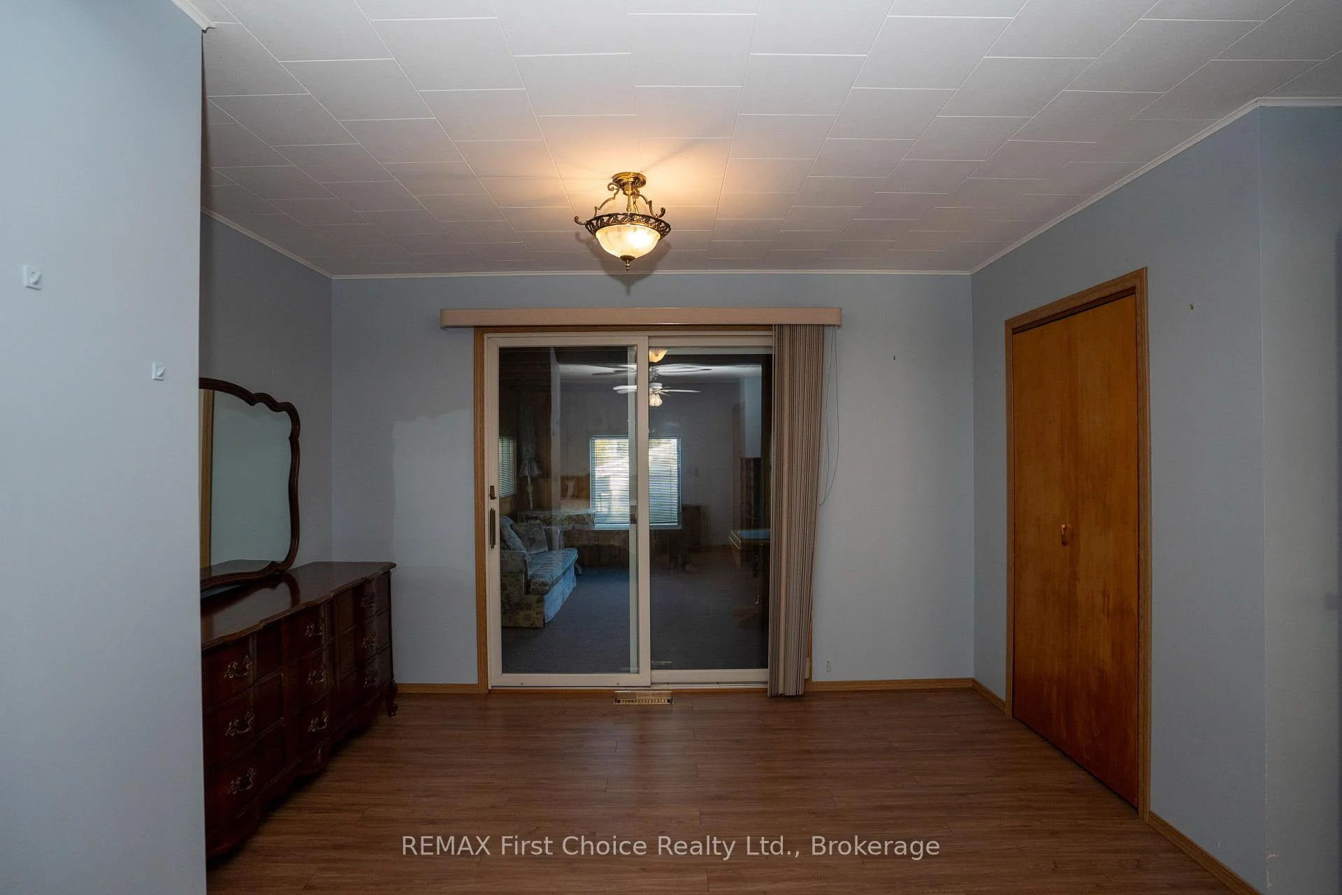 Photo 12 of 942 Crowe Avenue, Fort Frances — HOMEH