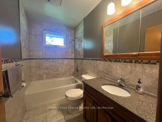 Photo 16 of 942 Crowe Avenue, Fort Frances — HOMEH