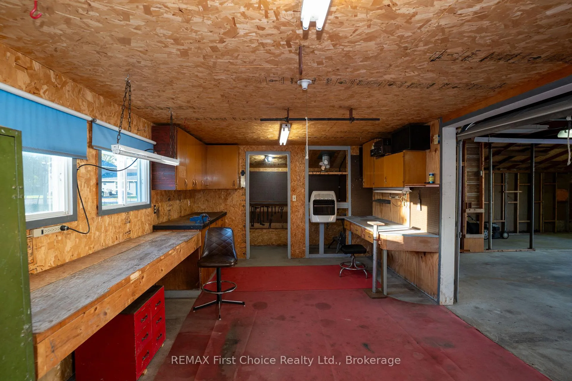 Photo 34 of 942 Crowe Avenue, Fort Frances — HOMEH