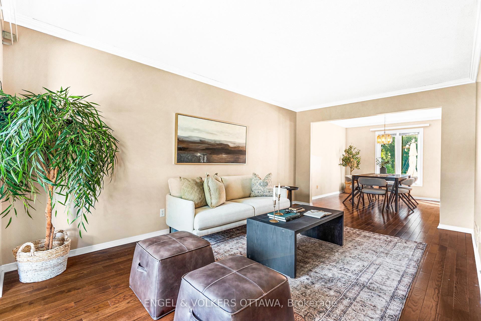 Photo 10 of 6 Forest Heights Avenue, Ottawa, Stittsville (Central) — HOMEH