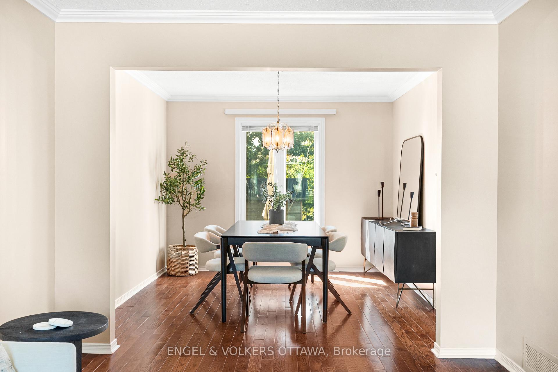 Photo 13 of 6 Forest Heights Avenue, Ottawa, Stittsville (Central) — HOMEH