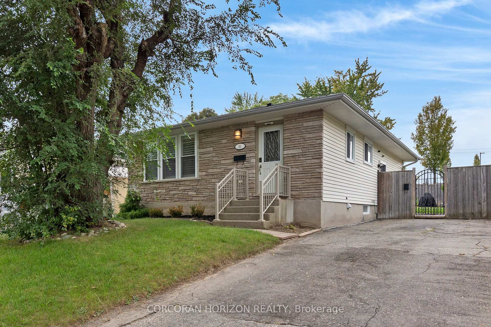 Photo 2 of 63 Cedarhill Crescent, Kitchener, Alpine — HOMEH