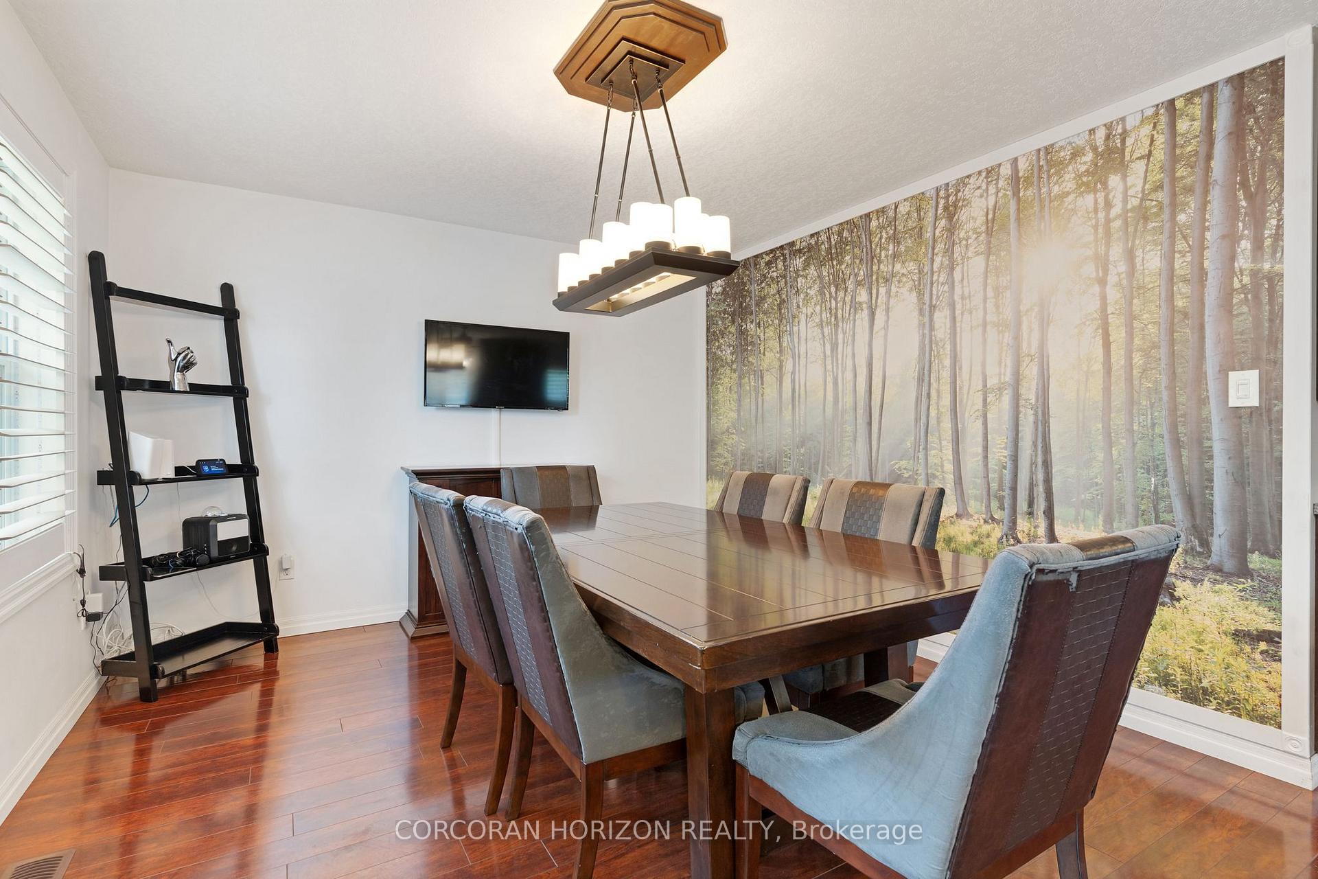 Photo 5 of 63 Cedarhill Crescent, Kitchener, Alpine — HOMEH