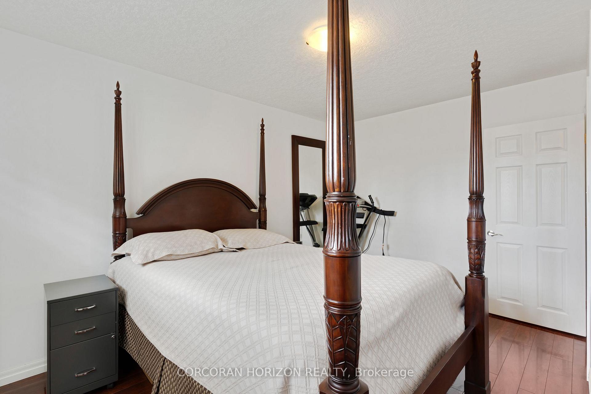 Photo 17 of 63 Cedarhill Crescent, Kitchener, Alpine — HOMEH