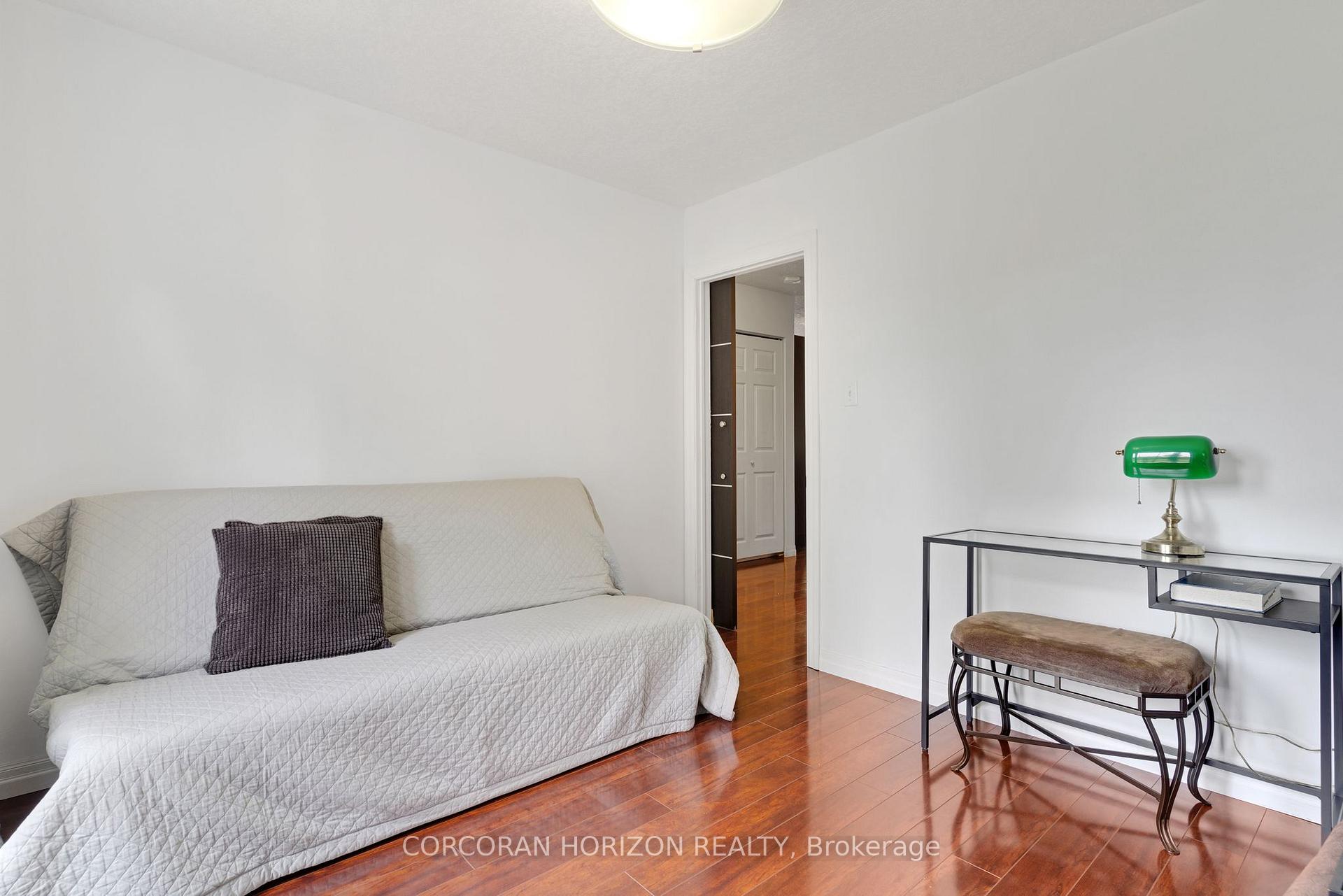 Photo 20 of 63 Cedarhill Crescent, Kitchener, Alpine — HOMEH