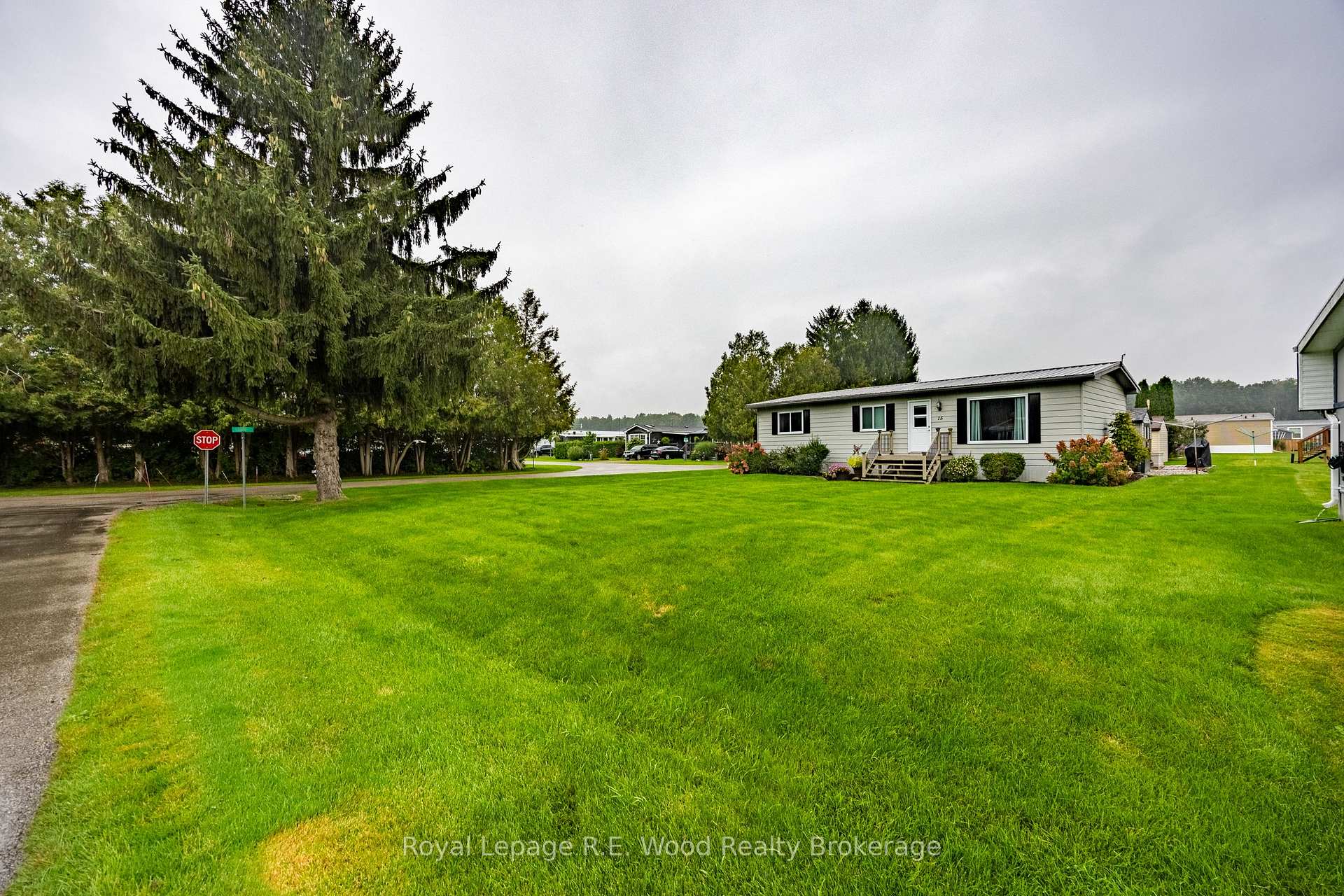 Photo 5 of Unit Unit # 15, 11981 Plank Road S, Bayham, Rural Bayham — HOMEH