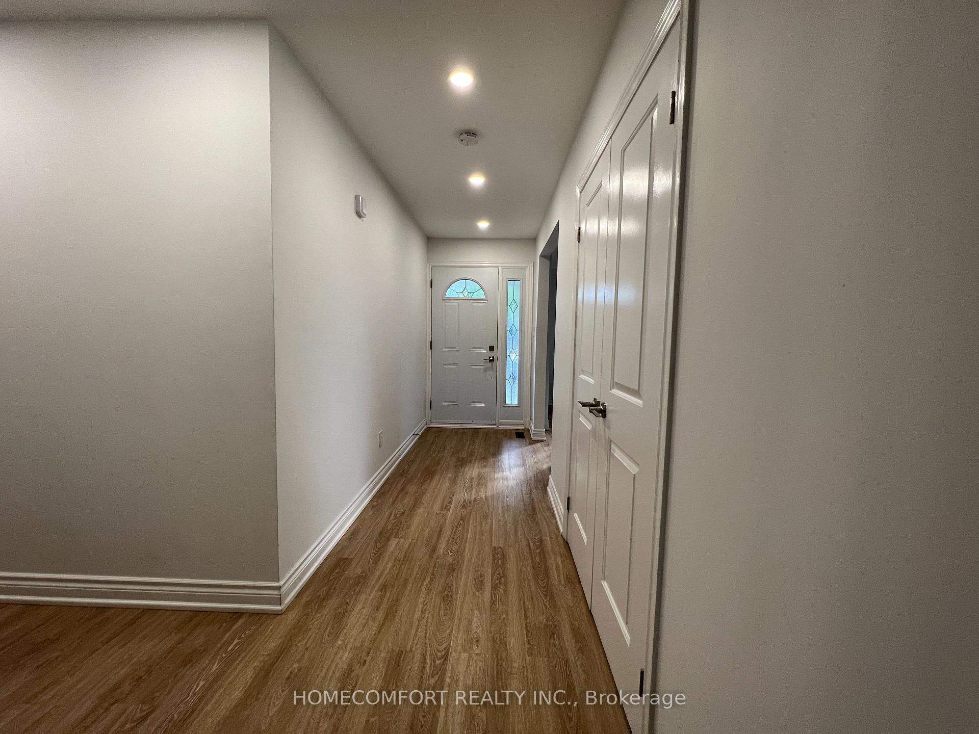 Photo 3 of 32 Eaglewing (main ) Court, Scarborough, Morningside — HOMEH