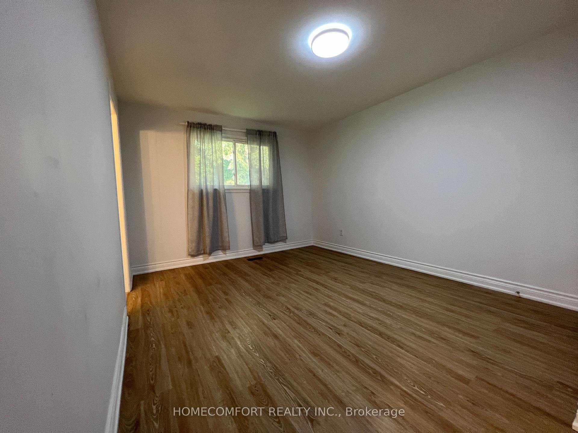 Photo 6 of 32 Eaglewing (main ) Court, Scarborough, Morningside — HOMEH