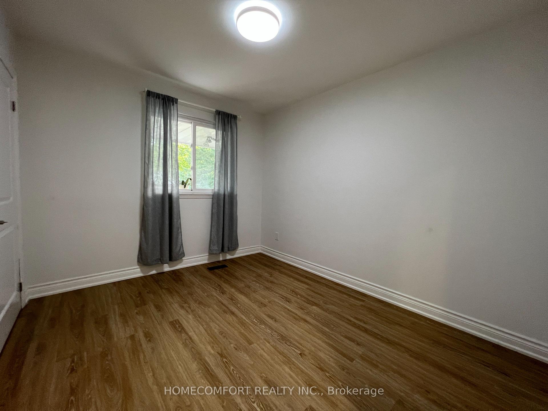 Photo 7 of 32 Eaglewing (main ) Court, Scarborough, Morningside — HOMEH