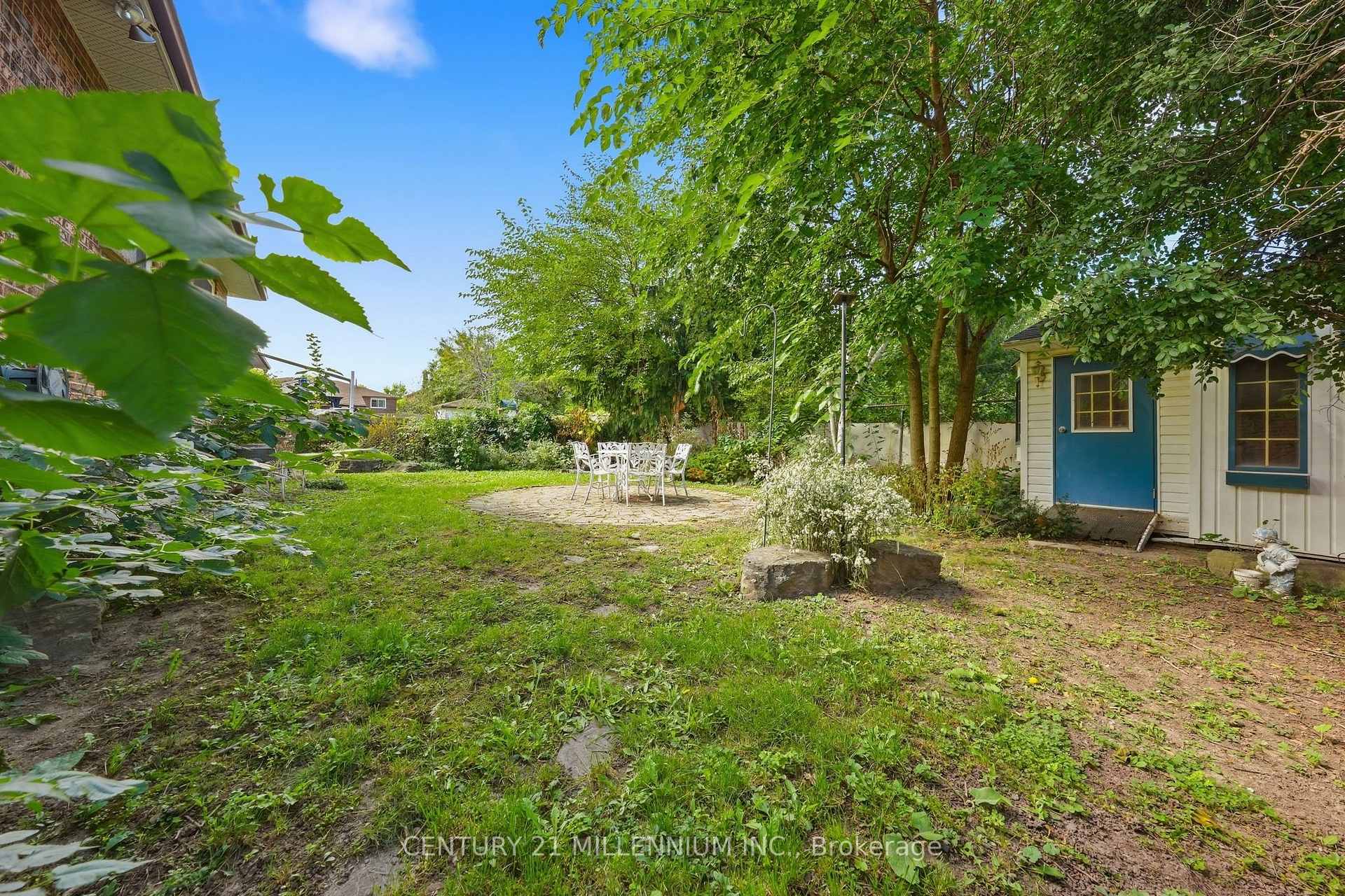 Photo 23 of 16 Jardine Street, Brampton, Northgate — HOMEH