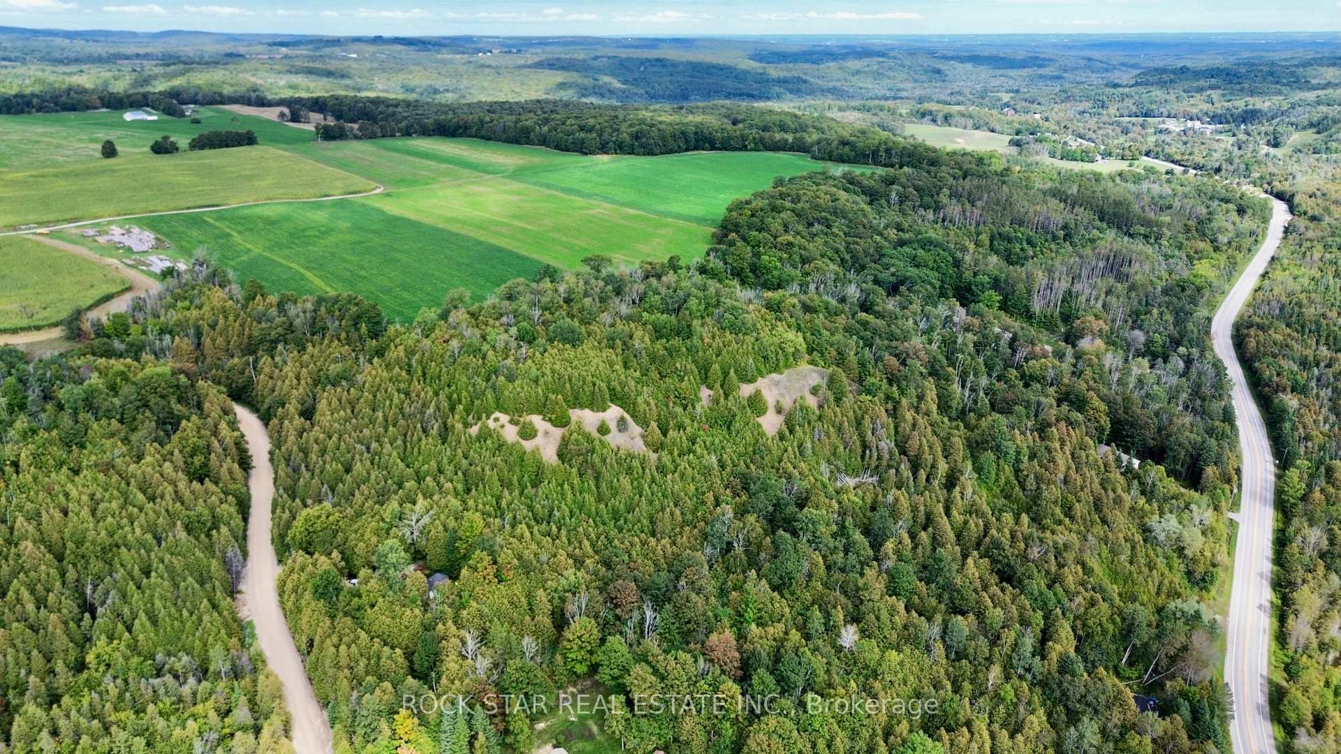 Photo 10 of 713467 1st Line Ehs, Mono, Rural Mono — HOMEH