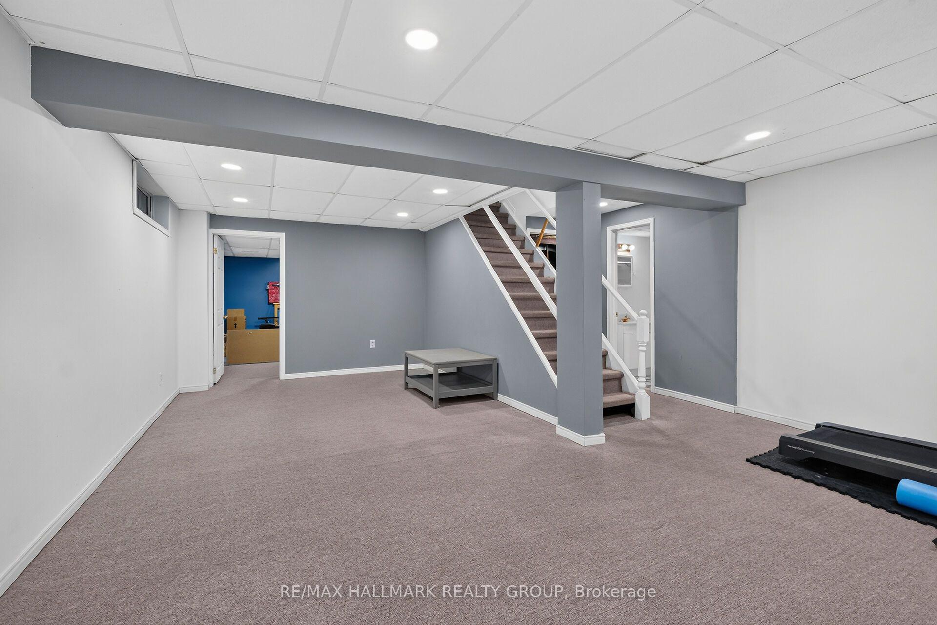 Photo 16 of 502 Rougemount Crescent, Ottawa, Fallingbrook/Gardenway South — HOMEH
