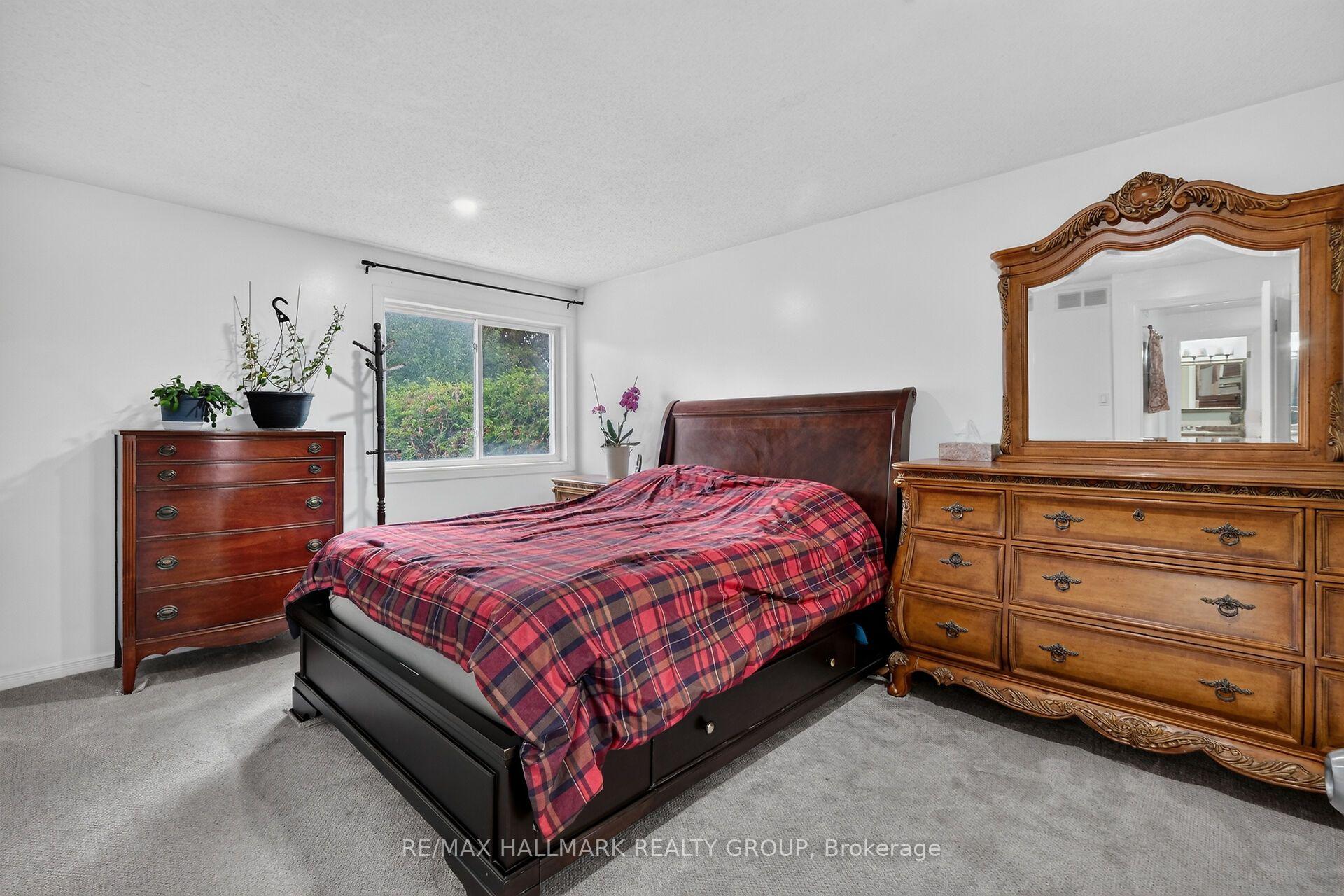 Photo 20 of 502 Rougemount Crescent, Ottawa, Fallingbrook/Gardenway South — HOMEH