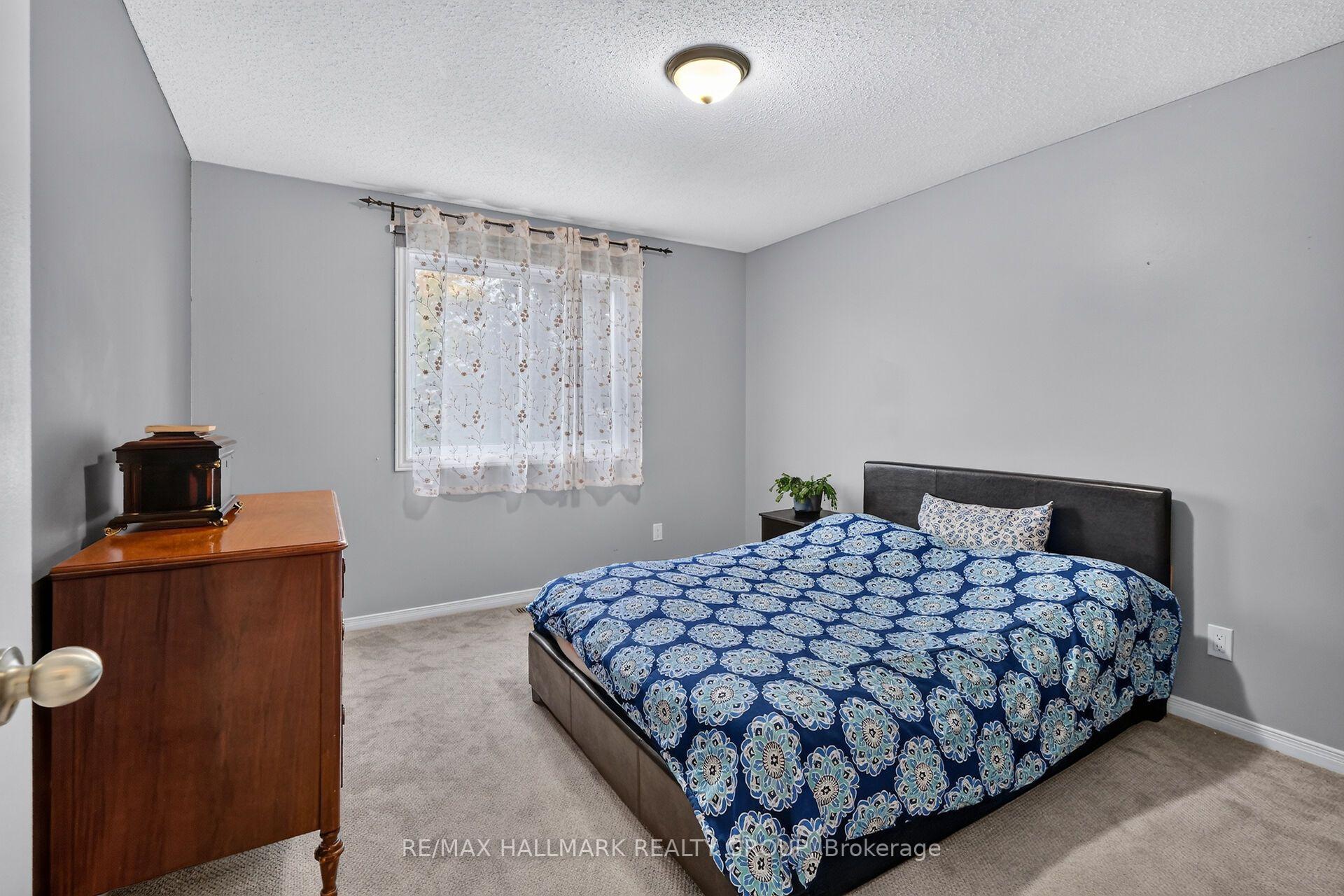 Photo 25 of 502 Rougemount Crescent, Ottawa, Fallingbrook/Gardenway South — HOMEH