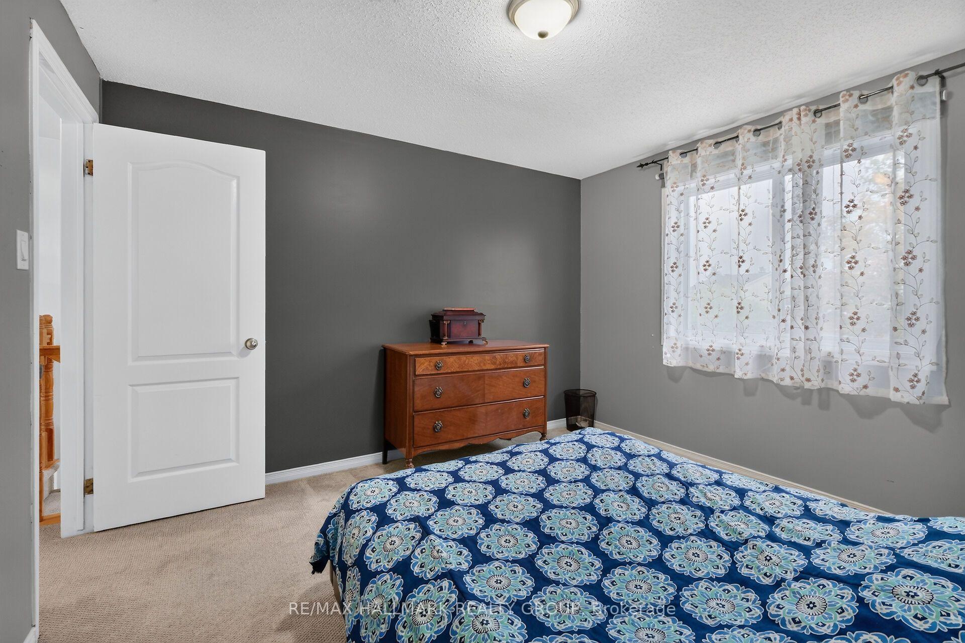 Photo 26 of 502 Rougemount Crescent, Ottawa, Fallingbrook/Gardenway South — HOMEH