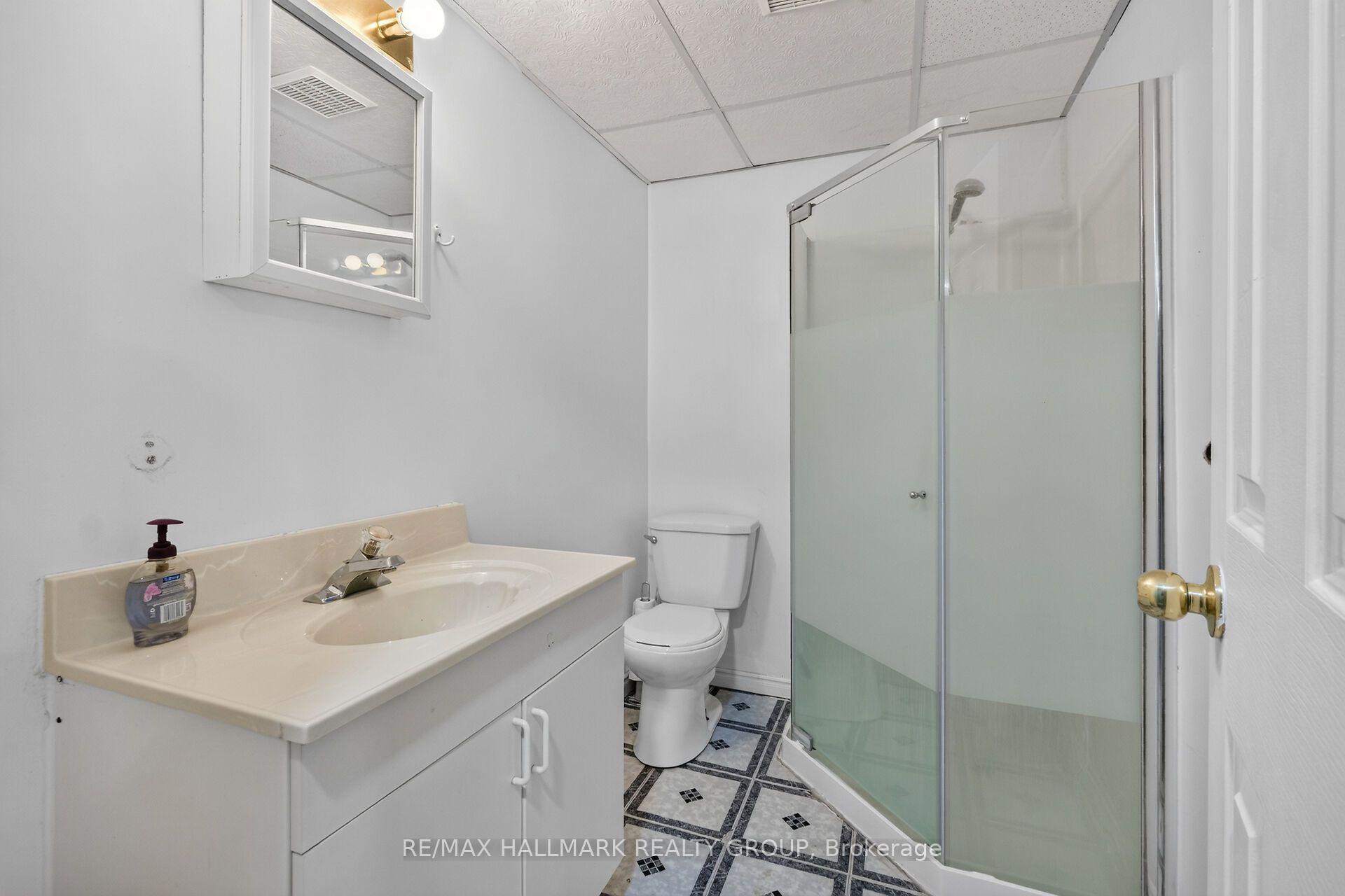 Photo 36 of 502 Rougemount Crescent, Ottawa, Fallingbrook/Gardenway South — HOMEH