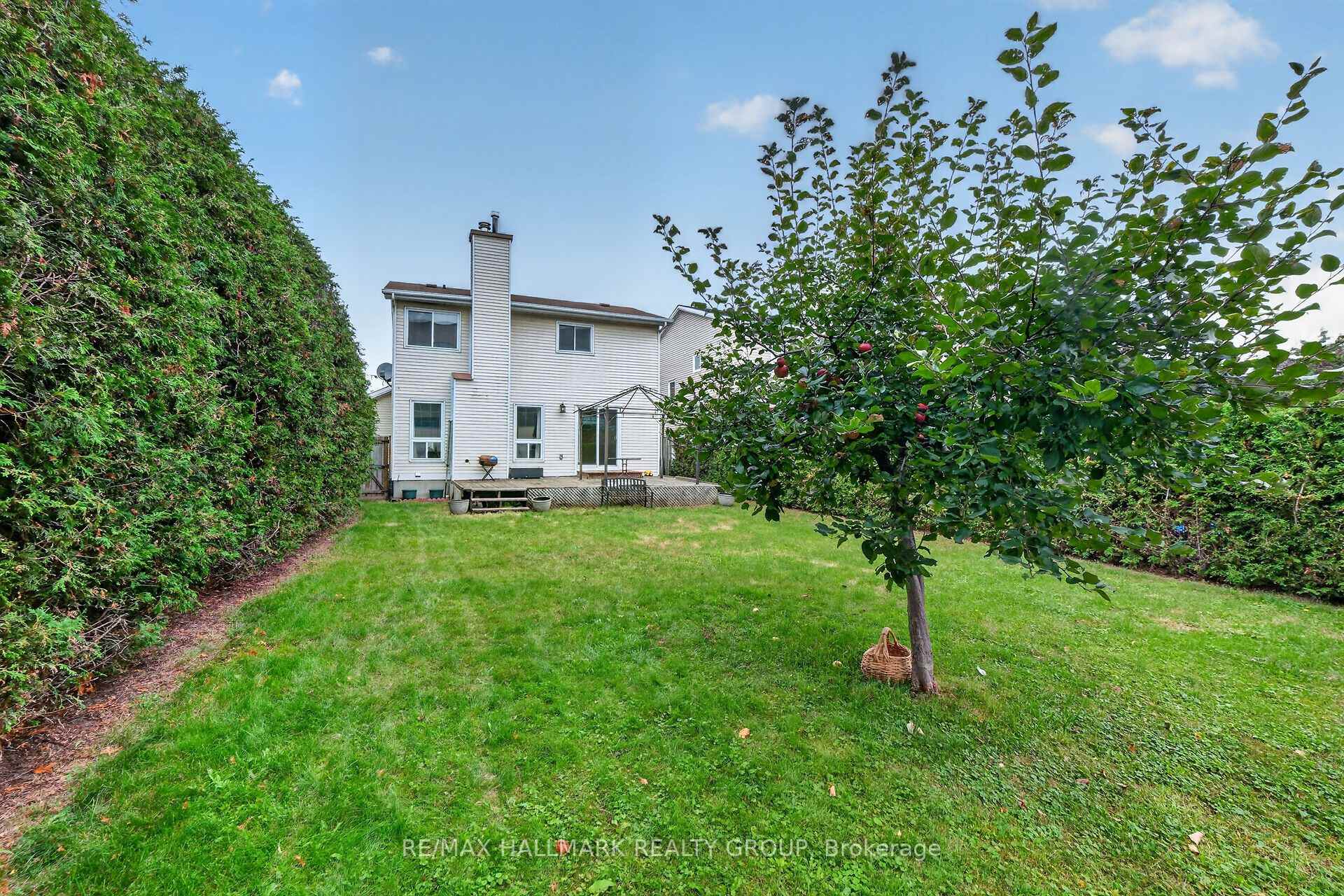Photo 38 of 502 Rougemount Crescent, Ottawa, Fallingbrook/Gardenway South — HOMEH
