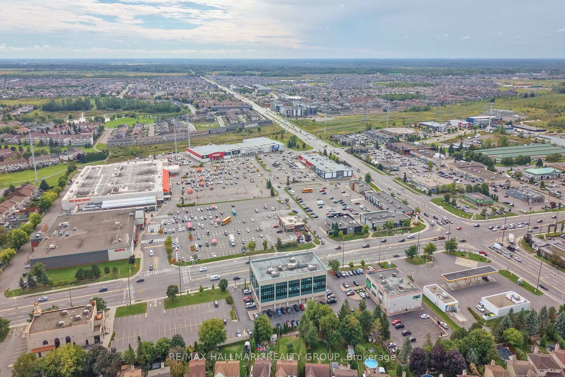 Photo 44 of 502 Rougemount Crescent, Ottawa, Fallingbrook/Gardenway South — HOMEH