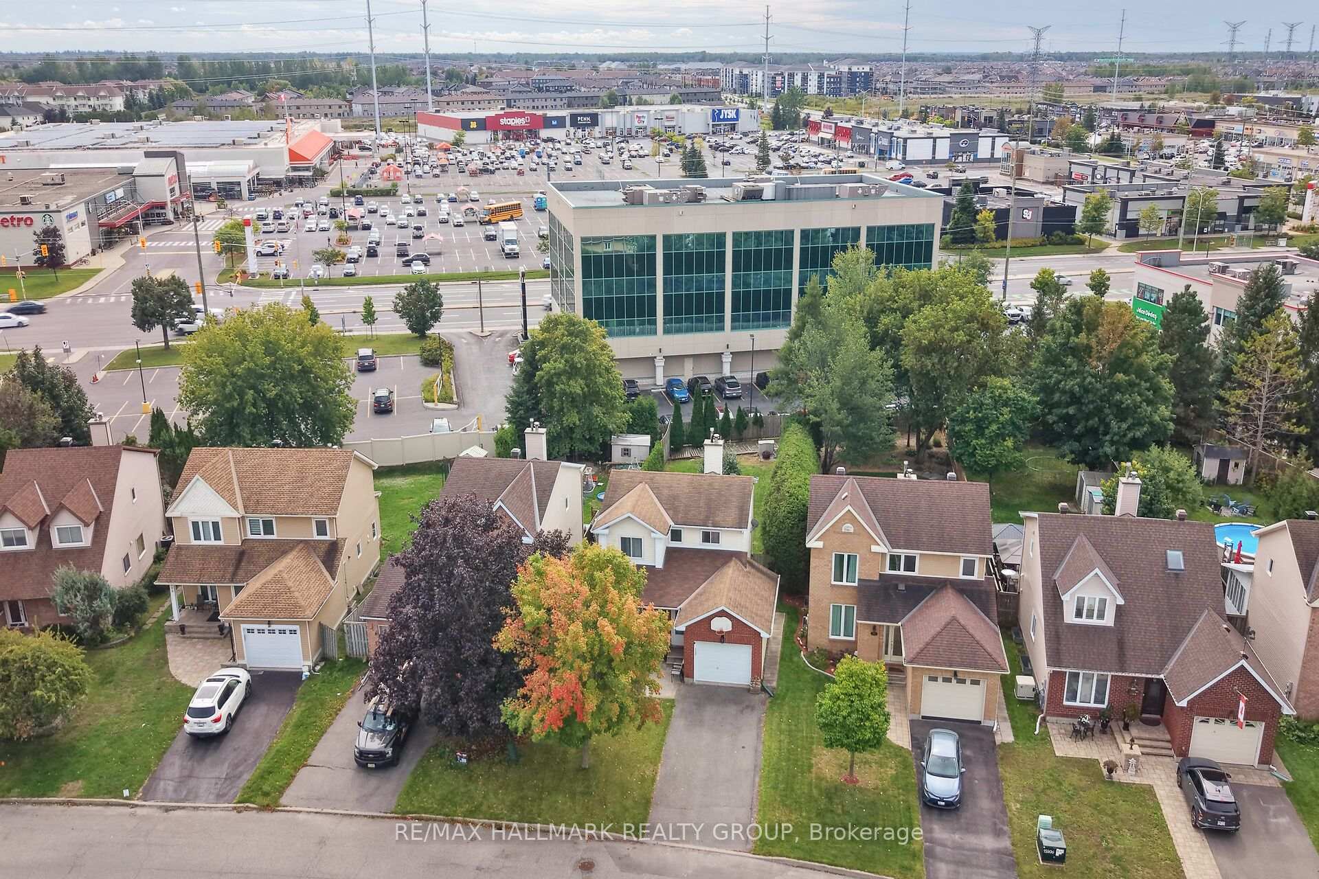 Photo 46 of 502 Rougemount Crescent, Ottawa, Fallingbrook/Gardenway South — HOMEH