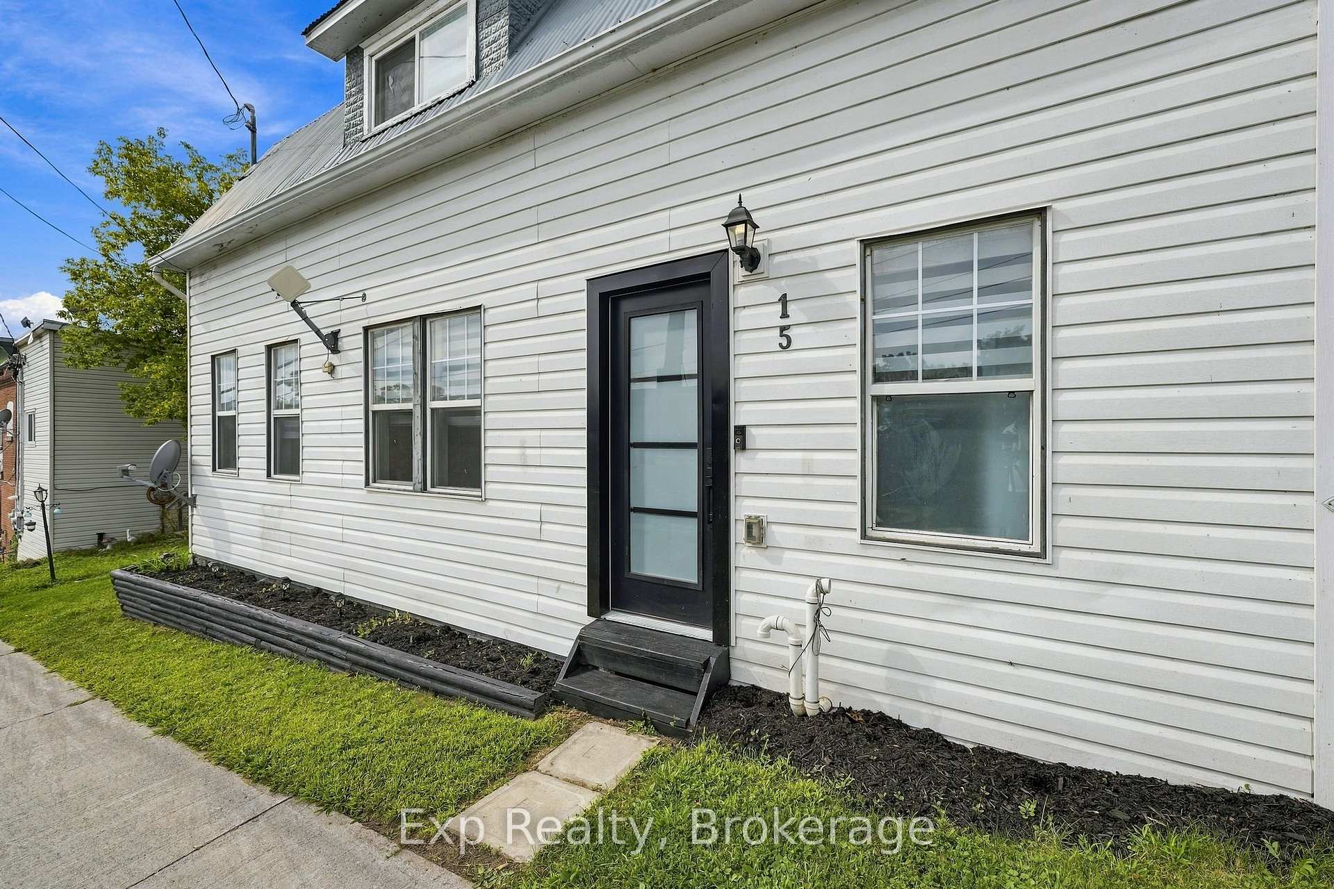 Photo of 15 Madoc Street