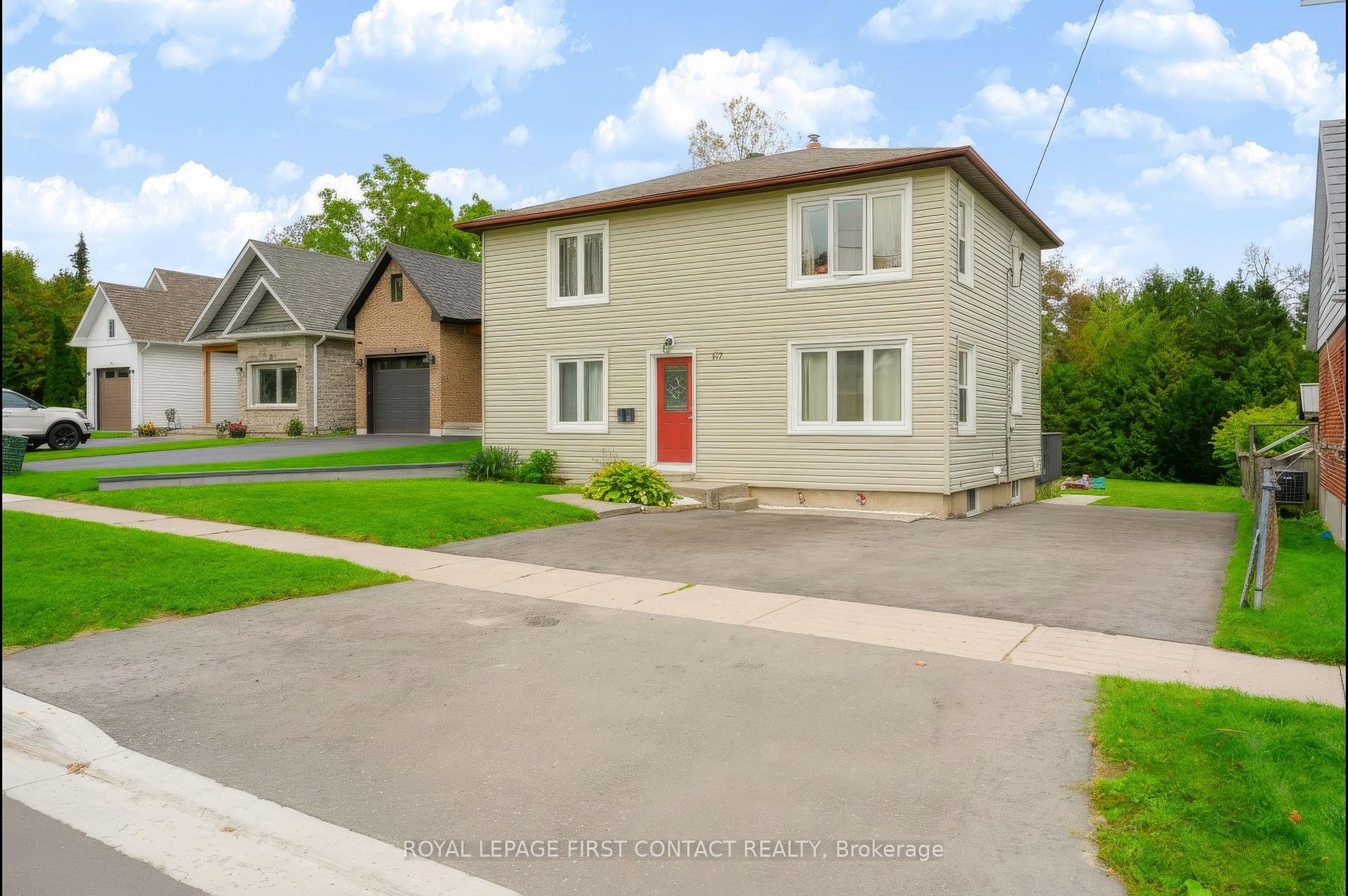Photo 3 of 67 Vancouver Street, Barrie, Codrington — HOMEH