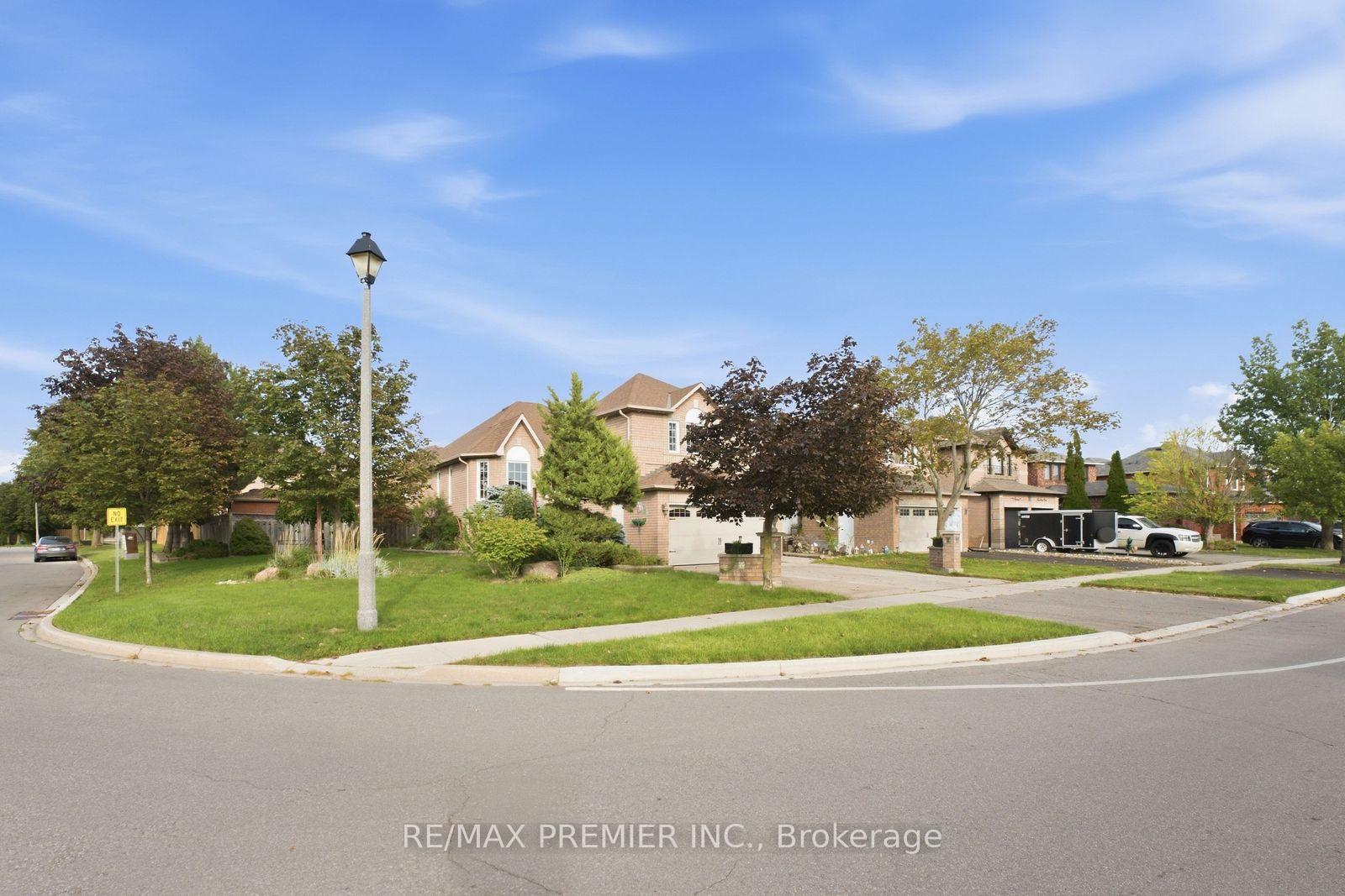 Photo 5 of 9 Sant Farm Drive, Caledon, Bolton East — HOMEH
