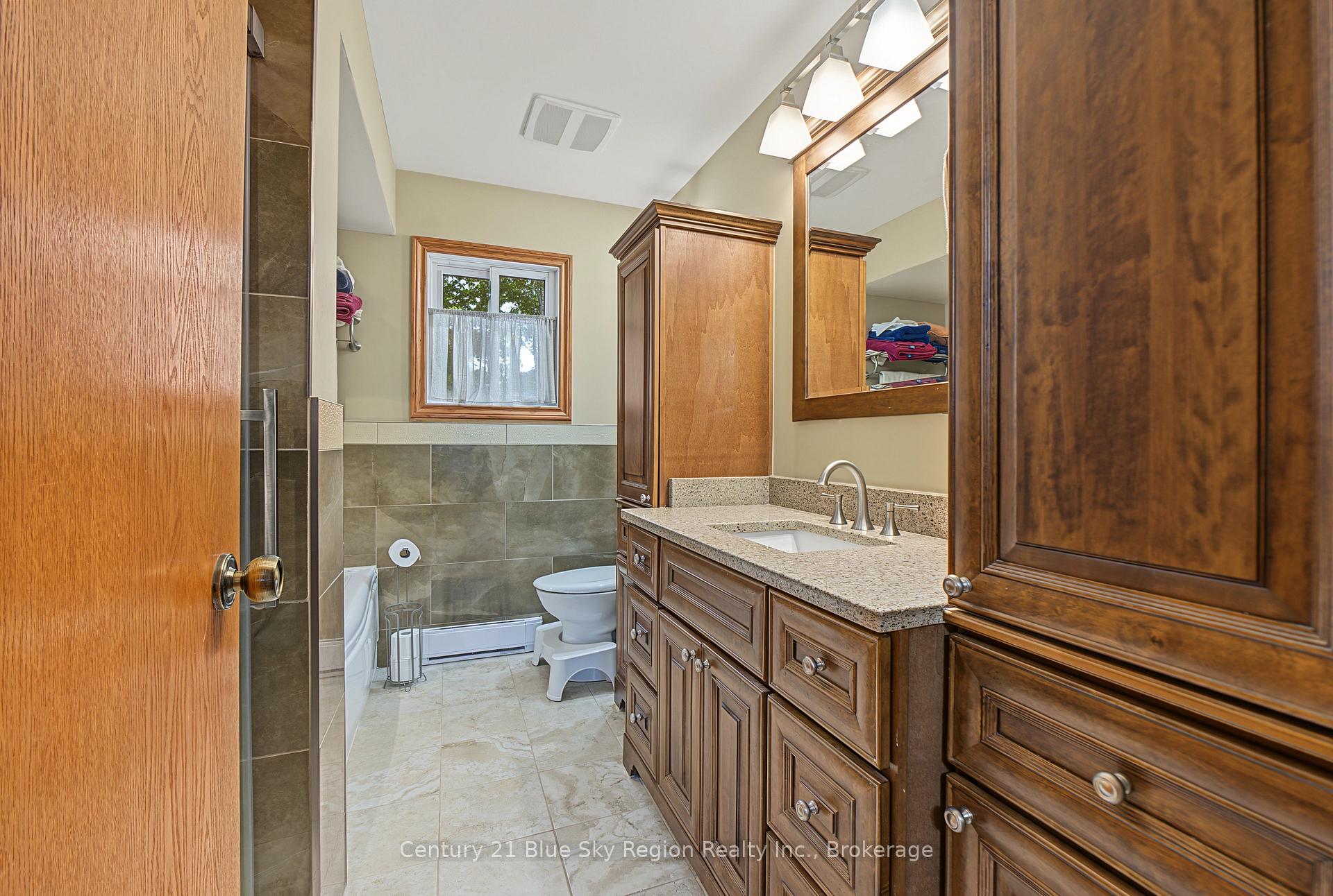 Photo 26 of 469 Maplewood Avenue, North Bay, West End — HOMEH