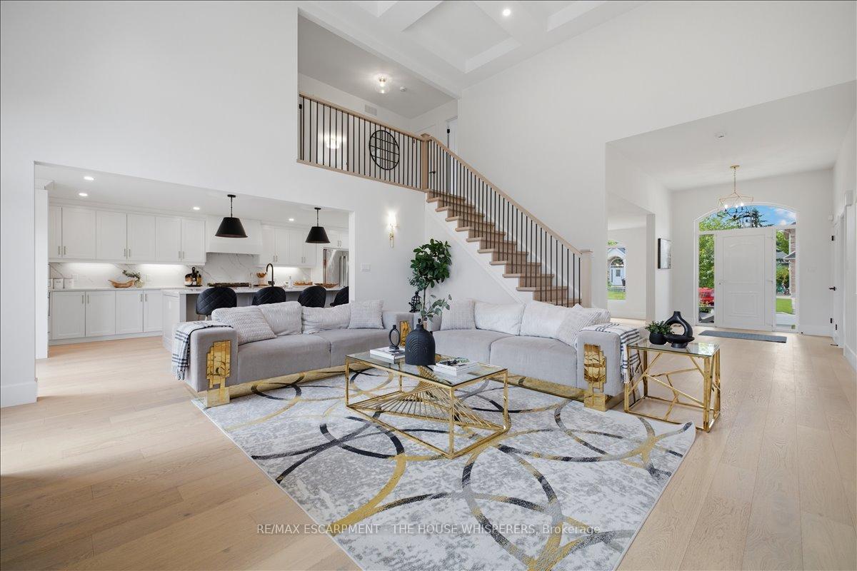 Photo 9 of 521 Falconridge Crescent, Kitchener, Bridgeport — HOMEH