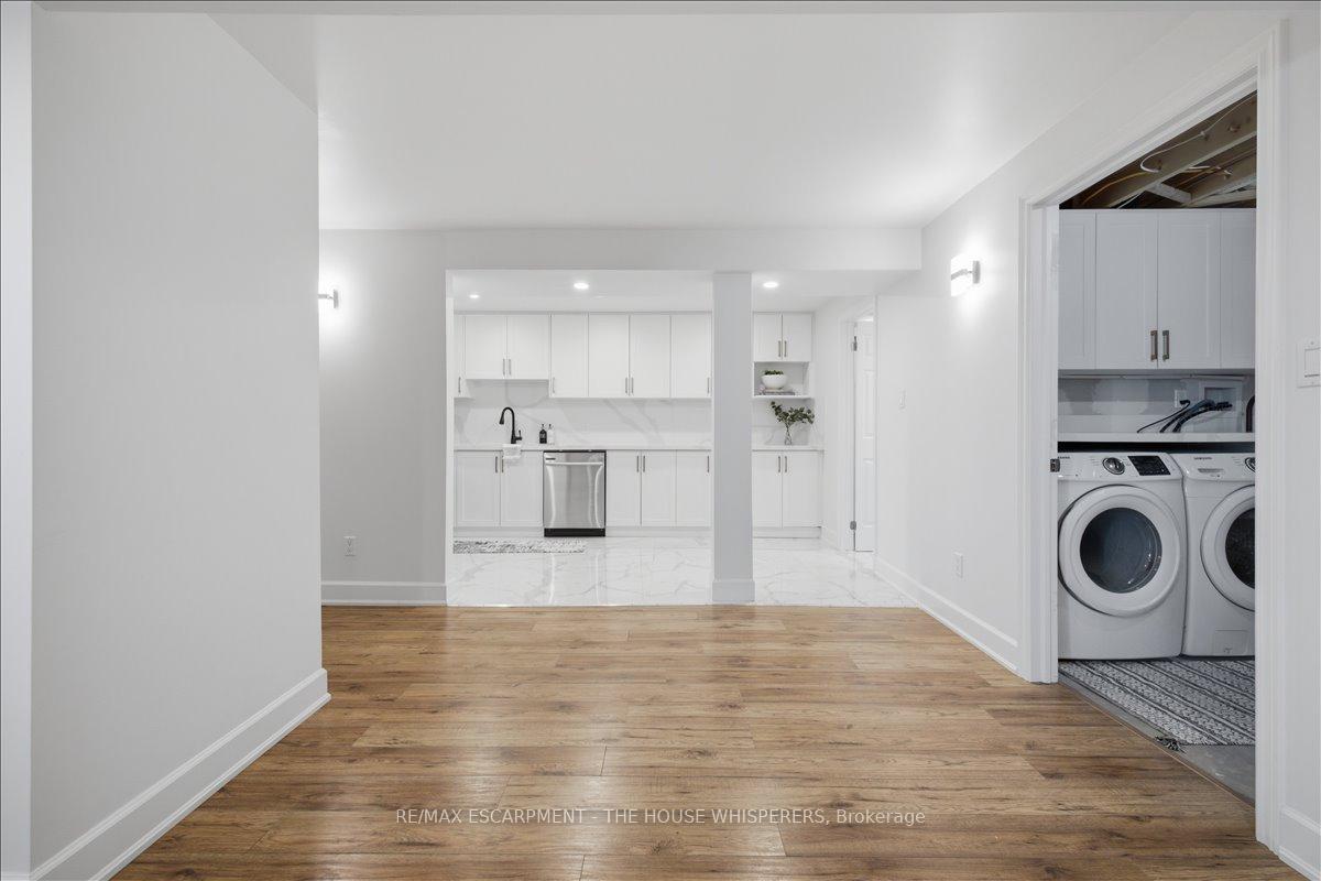 Photo 36 of 521 Falconridge Crescent, Kitchener, Bridgeport — HOMEH