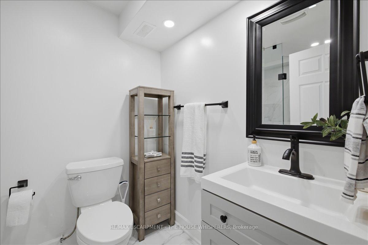Photo 39 of 521 Falconridge Crescent, Kitchener, Bridgeport — HOMEH