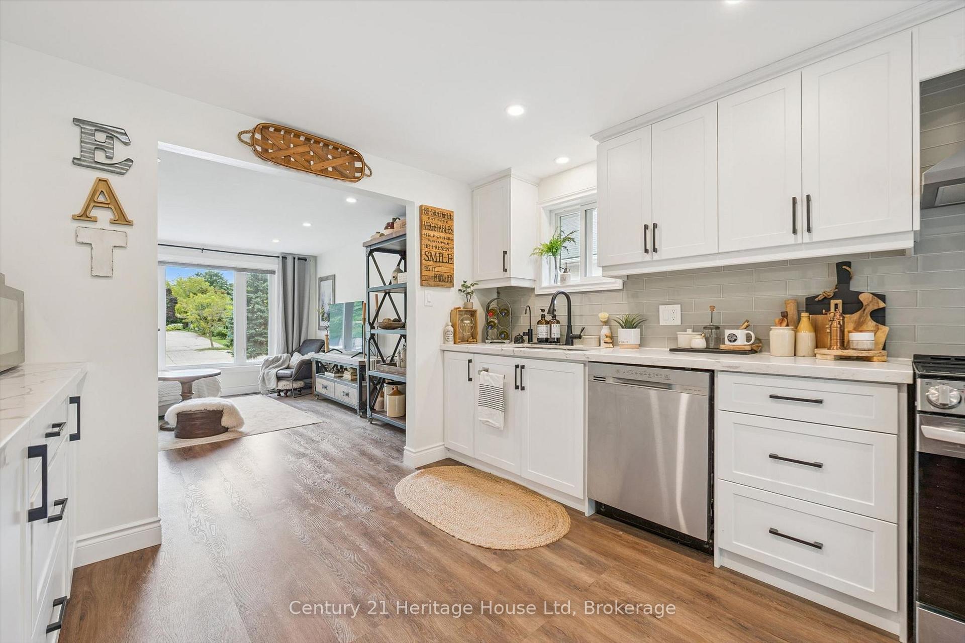 Photo 11 of 635 Hillview Road, Cambridge, Preston Heights — HOMEH