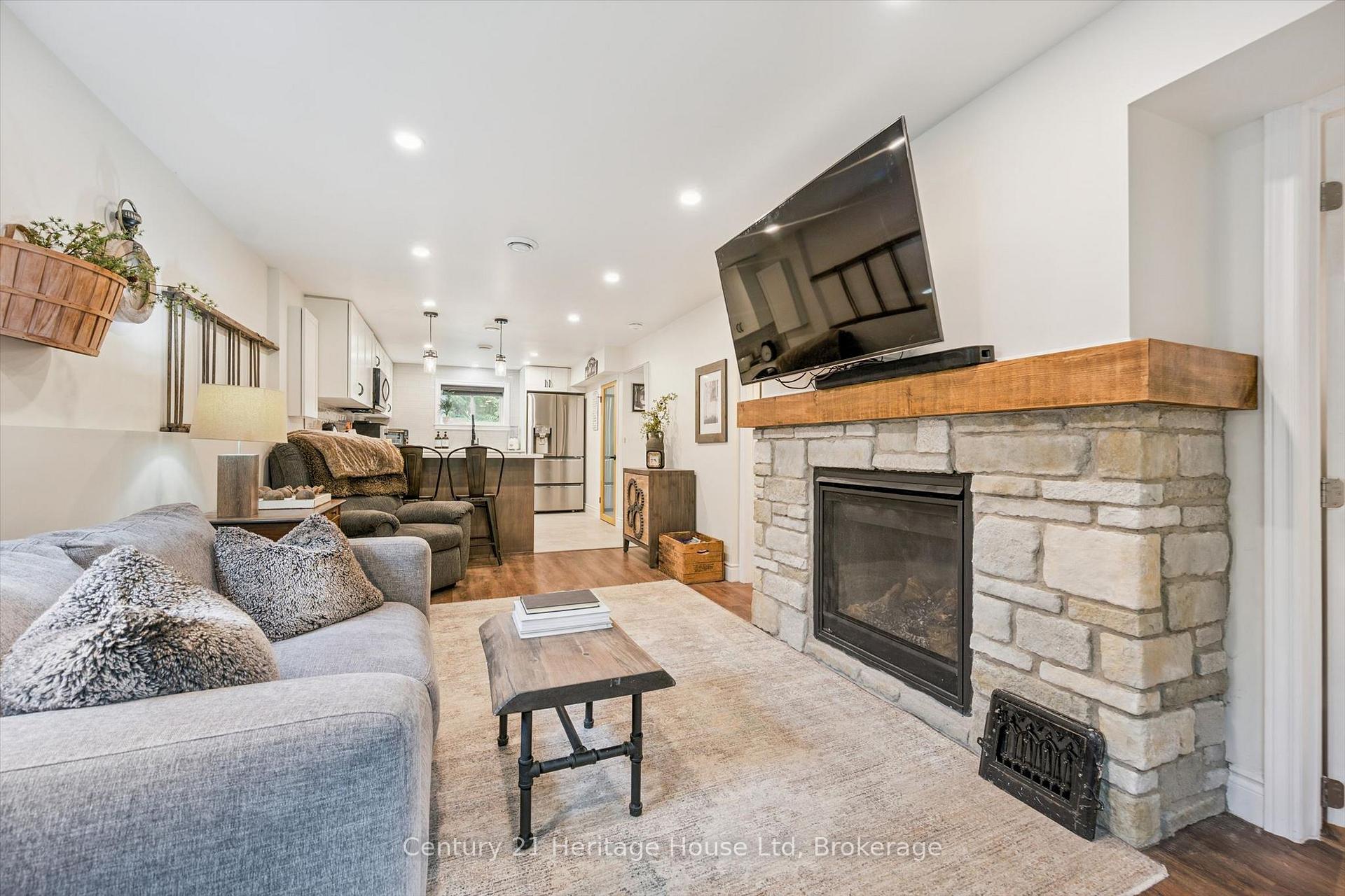 Photo 29 of 635 Hillview Road, Cambridge, Preston Heights — HOMEH