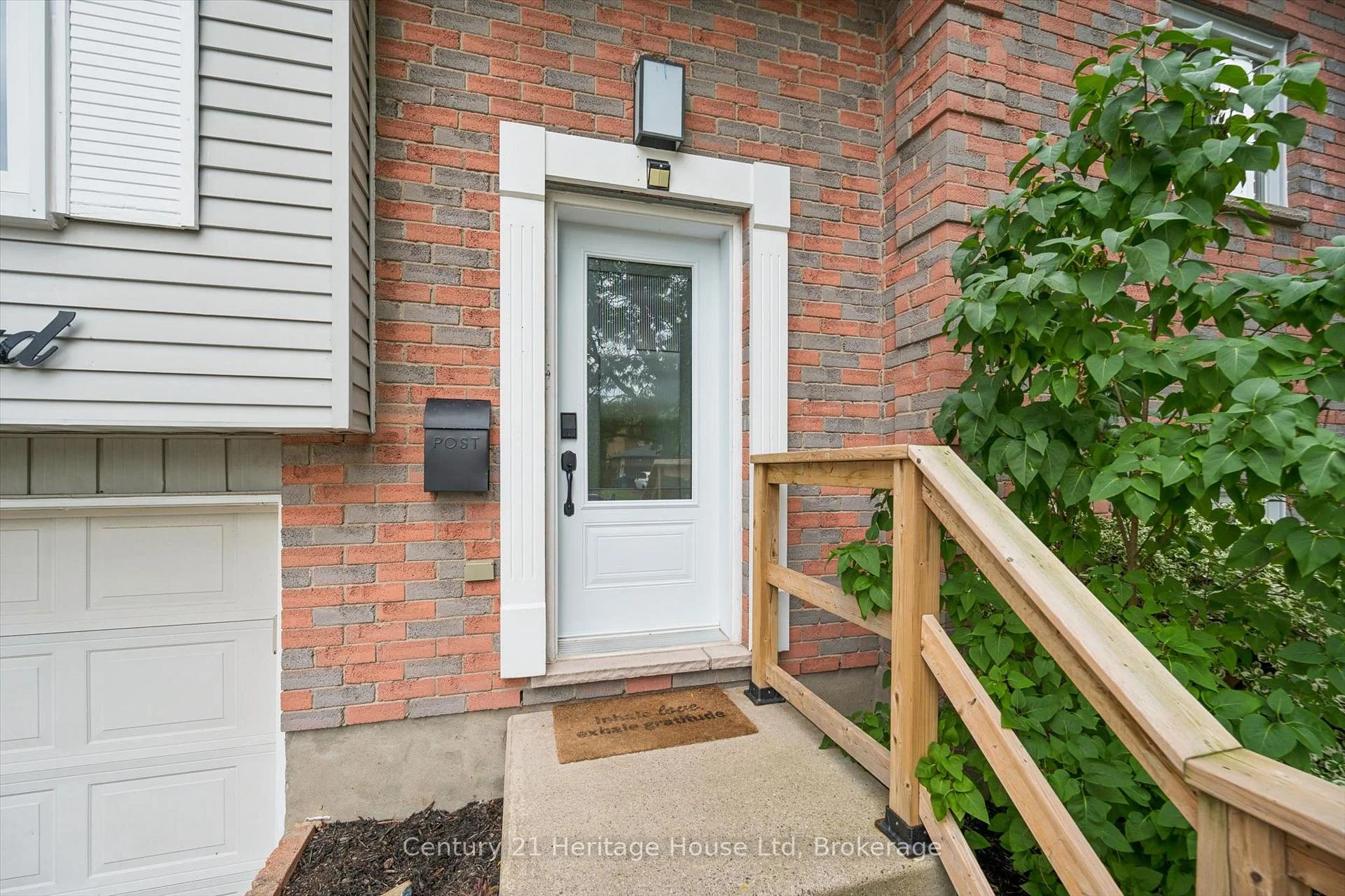 Photo 7 of 635 Hillview Road, Cambridge, Preston Heights — HOMEH