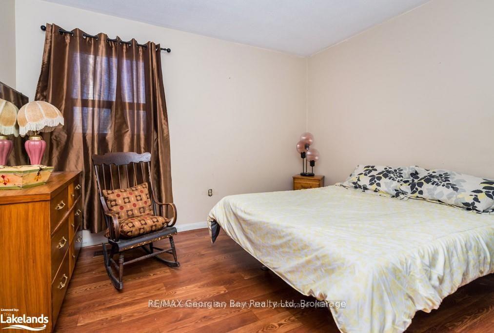 Photo 5 of 9513 County Rd 93 NE, Midland — HOMEH